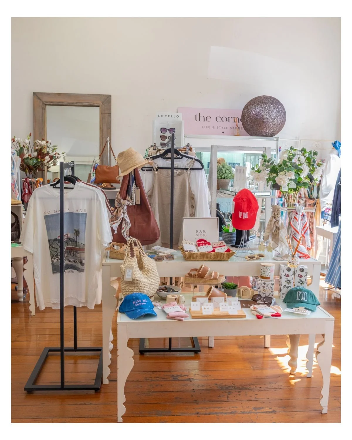 There are simply too many beautiful things at The Corner to post them individually though we do our best to share as many things as possible!!!
Clothes, hats, socks and scarves by Farmer by Whitney, hats, summer shoes, sunglasses, bags, earrings and 