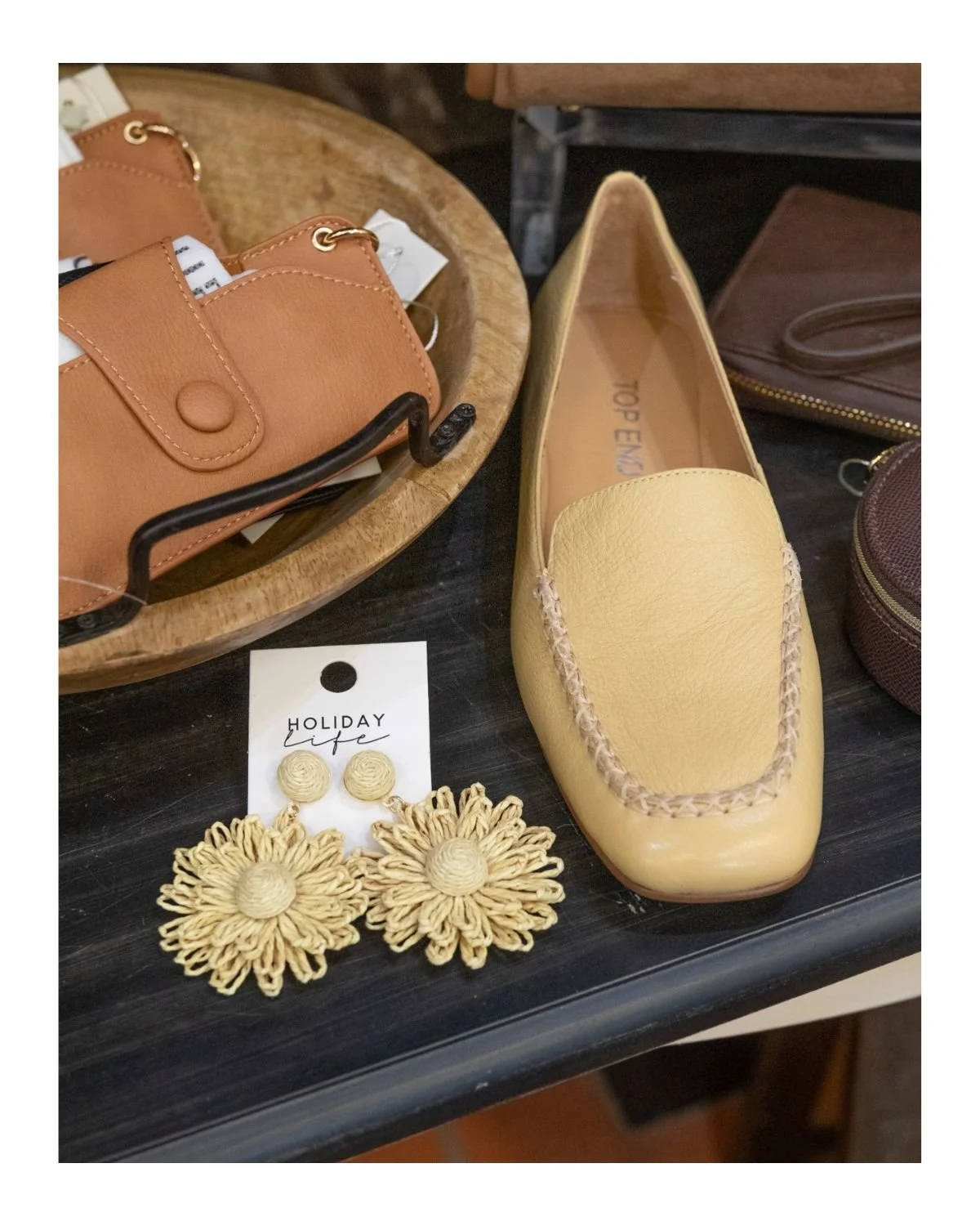 Accessorising is so much fun at The Corner. 

The Corner Life &amp; Style Store - 02 6736 1812

#tenterfield #thecornerlifeandstylestore #experiencetenterfield #tenterfieldshopping