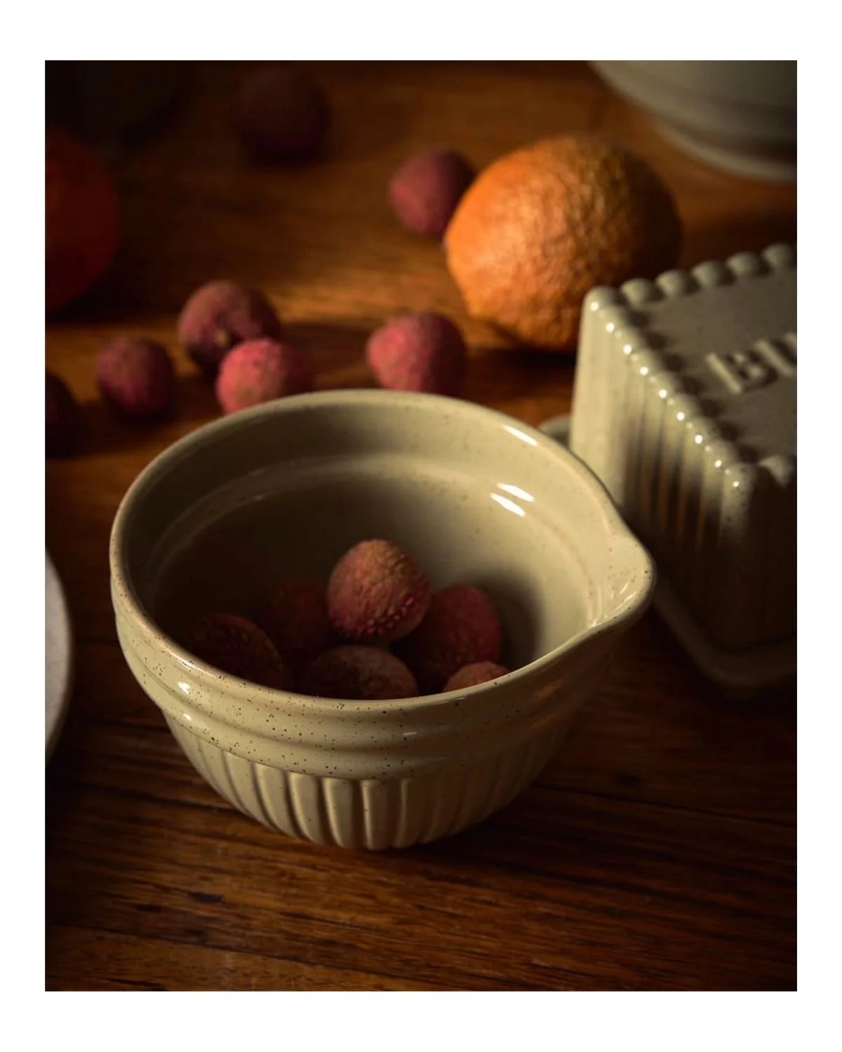 It is almost autumn and the new collection by @robertgordonpottery has all the autumn feels. 

The Corner Life &amp; Style Store is open today from 9am - 02 6736 1812

#tenterfield #thecornerlifeandstylestore #experiencetenterfield