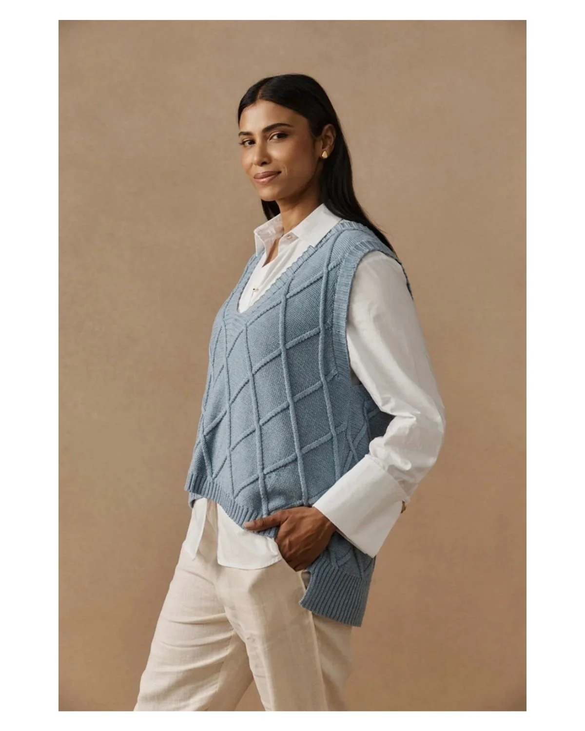 At The Corner, we now have a beautiful range of knits for autumn. 
Part of the new season range by @ebandivelifestyle 

The Corner Life &amp; Style Store - 02 6736 1812

#thecornerlifeandstylestore #experiencetenterfield #tenterfieldshopping