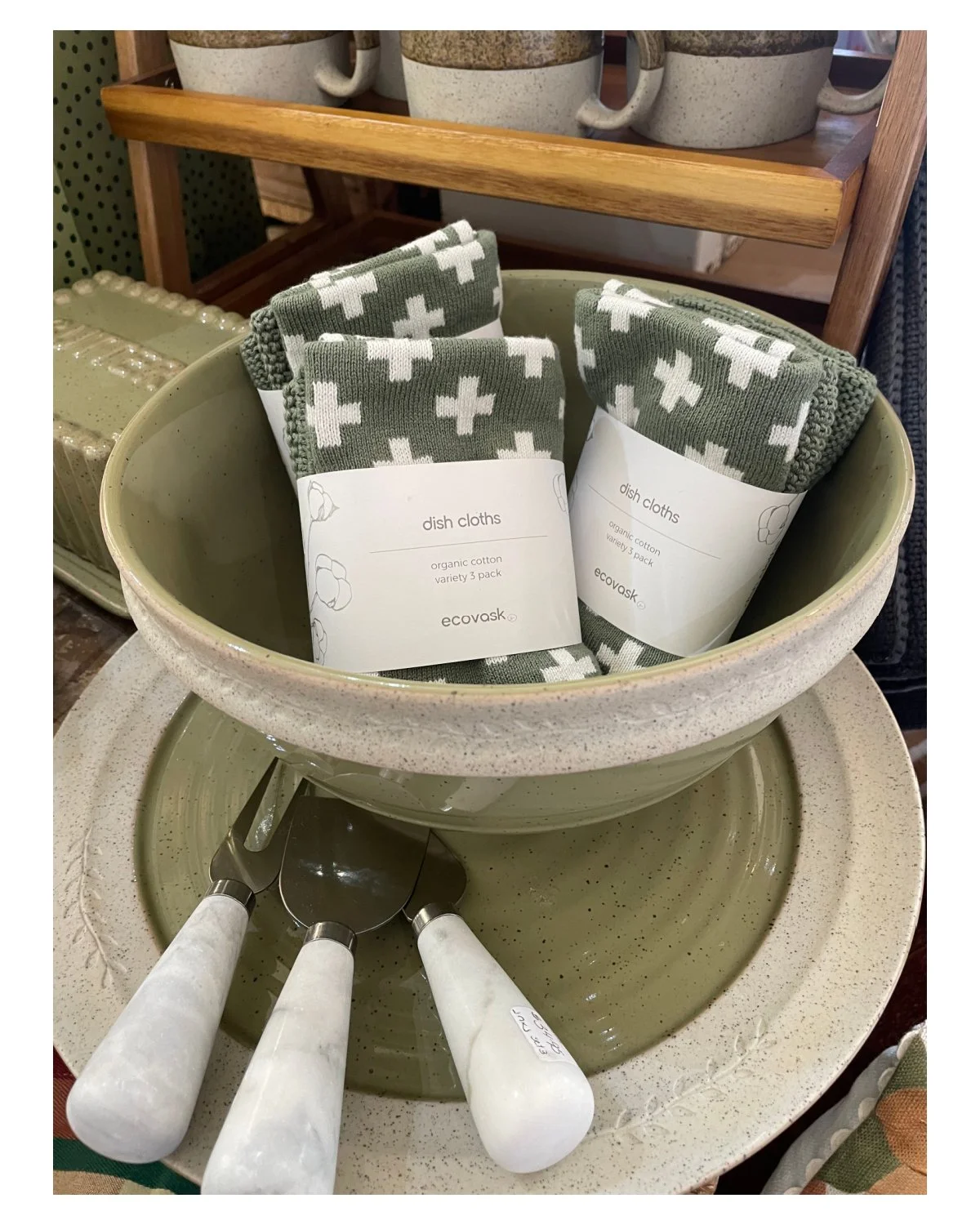 Find endless kitchen and entertaining inspiration at The Corner. 

The Corner Life &amp; Style Store is closed today for ANZAC Day. 
We will be open from 9am on the Monday public holiday. 

#thecornerlifeandstylestore #experiencetenterfield #tenterfi