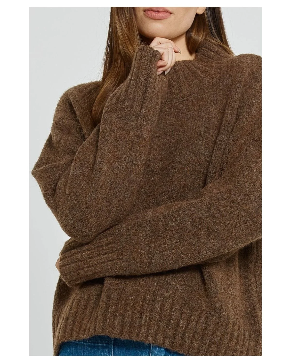 Find all the cosy winter vibes at The Corner. 
Part of the new season range by @bettybasics 

The Corner Life &amp; Style Store is open today from 9am - 02 6736 1812

#tenterfield #thecornerlifeandstylestore #experiencetenterfield #tenterfieldshoppin