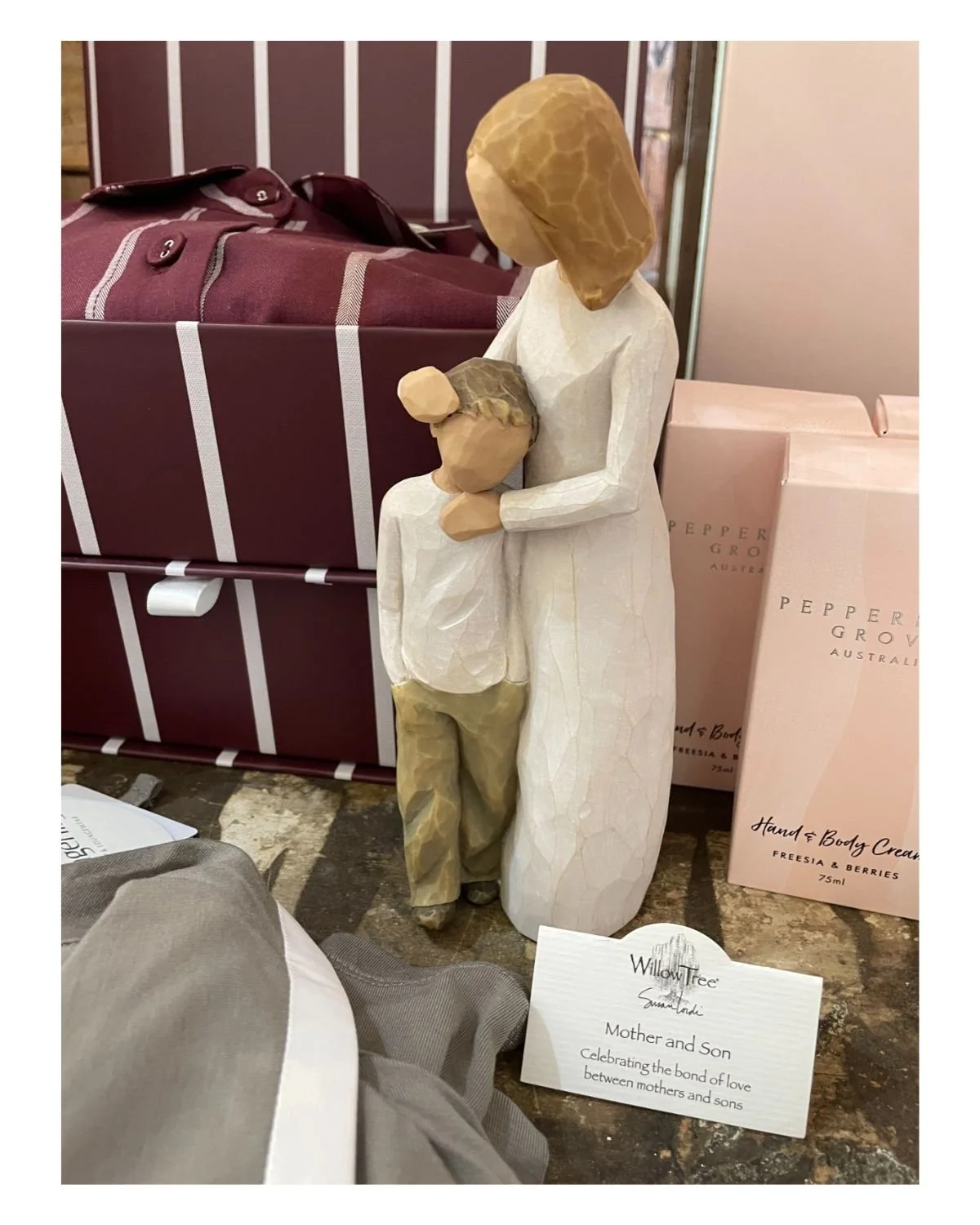 Find beautiful gifts of love at The Corner. 

The Corner Life &amp; Style Store - 02 6736 1812

#tenterfield #thecornerlifeandstylestore #experiencetenterfield #tenterfieldshopping