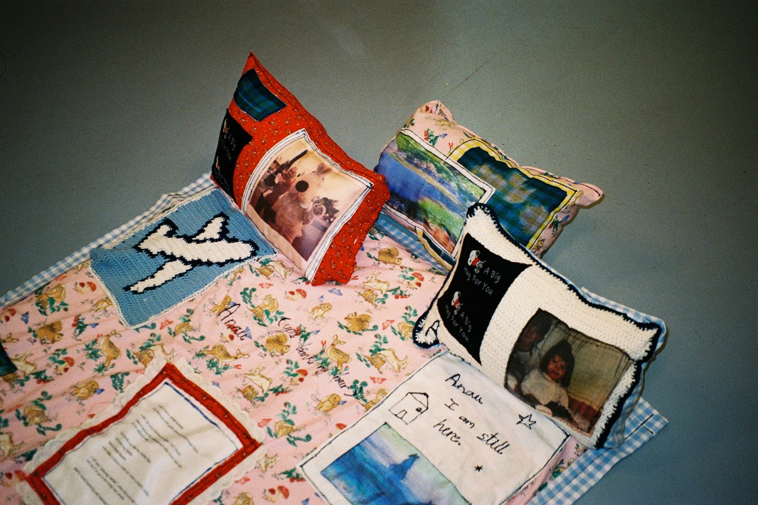 Pōpongi Meitaki (you bank my hair), 2025, fabric, thread, cyanotype, yarn, stuffing