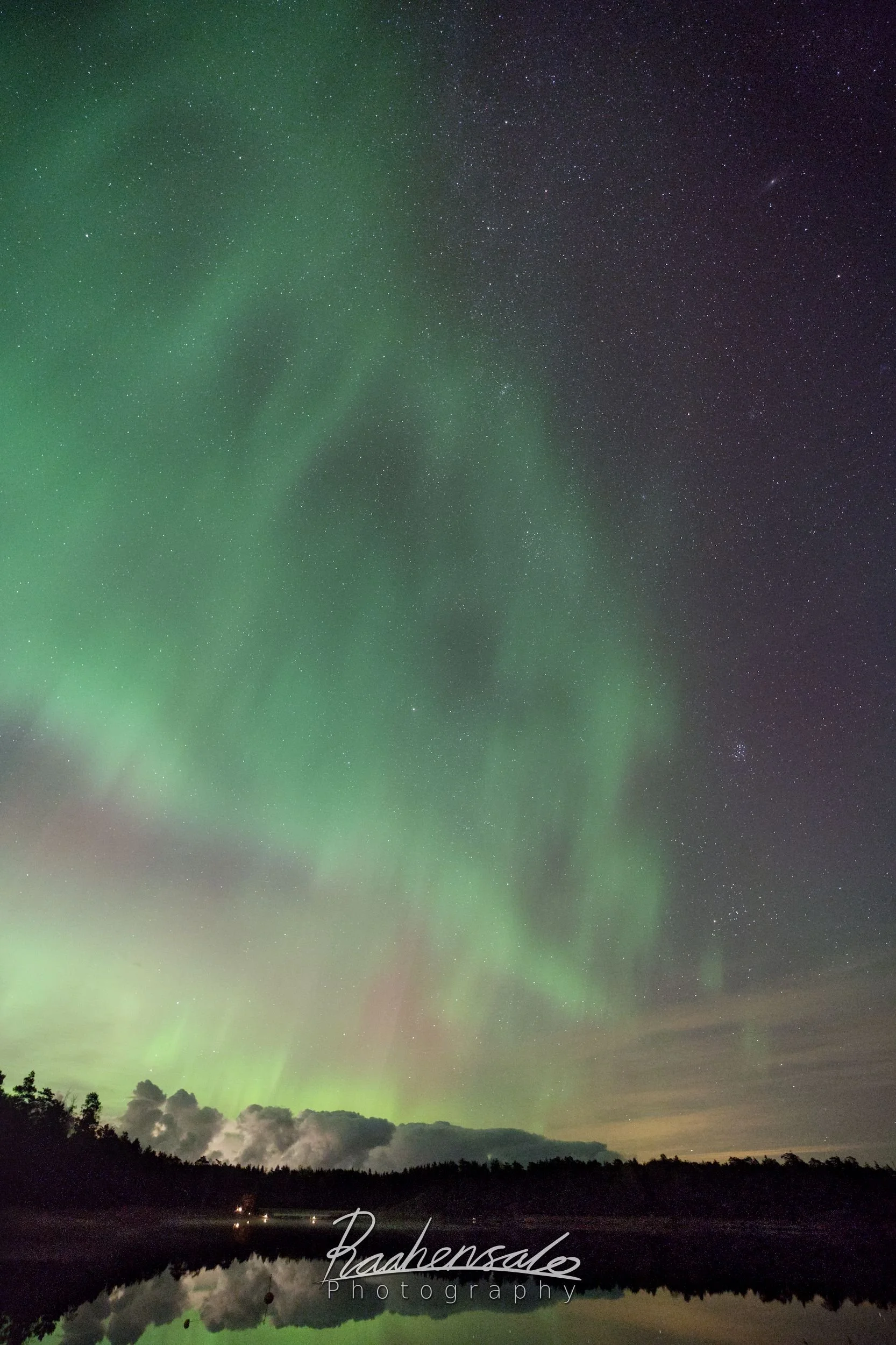 Northern lights in Turku archipelago 18.10.2025