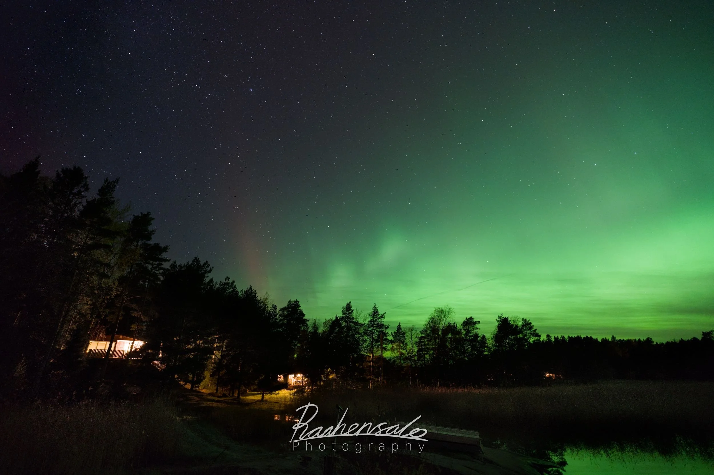 Northern lights in Turku archipelago 18.10.2025