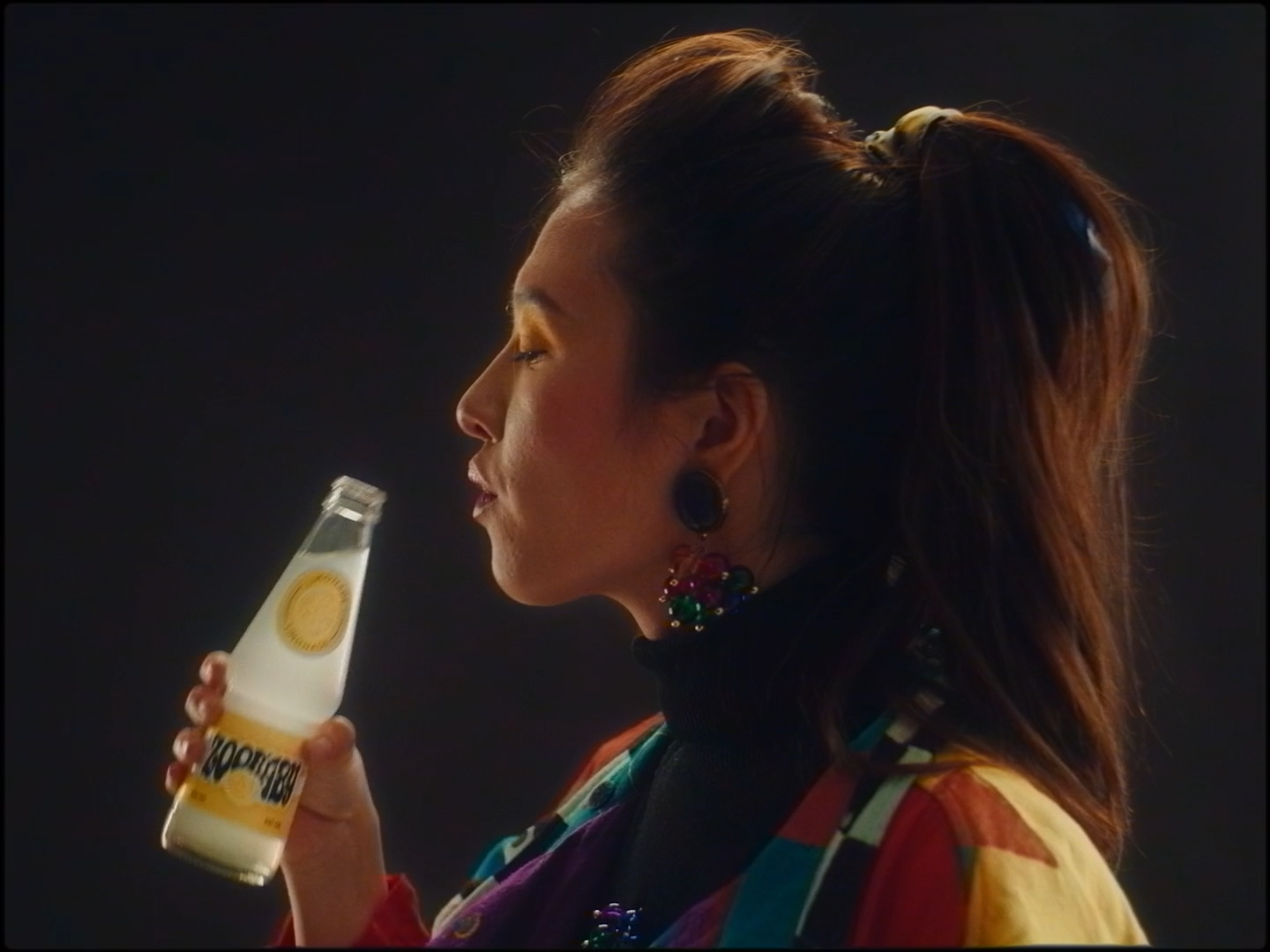 zoo_baby_-_limonade (1080p).mp4.00_02_54_04.Still007.png