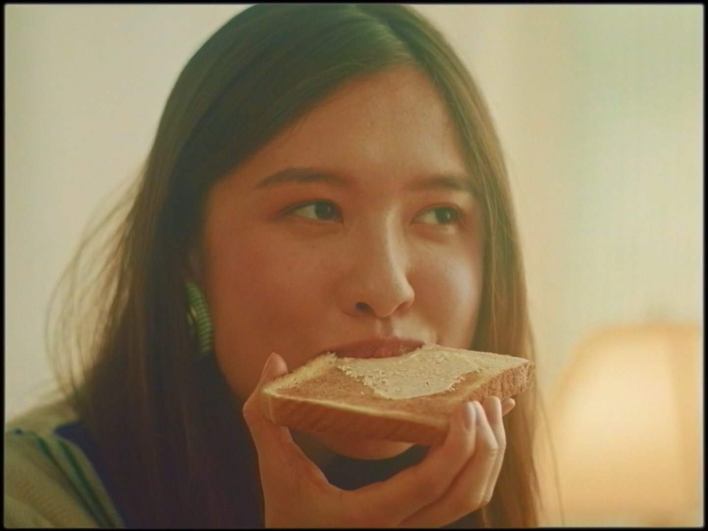 zoo_baby_-_limonade (1080p).mp4.00_02_13_12.Still002.png