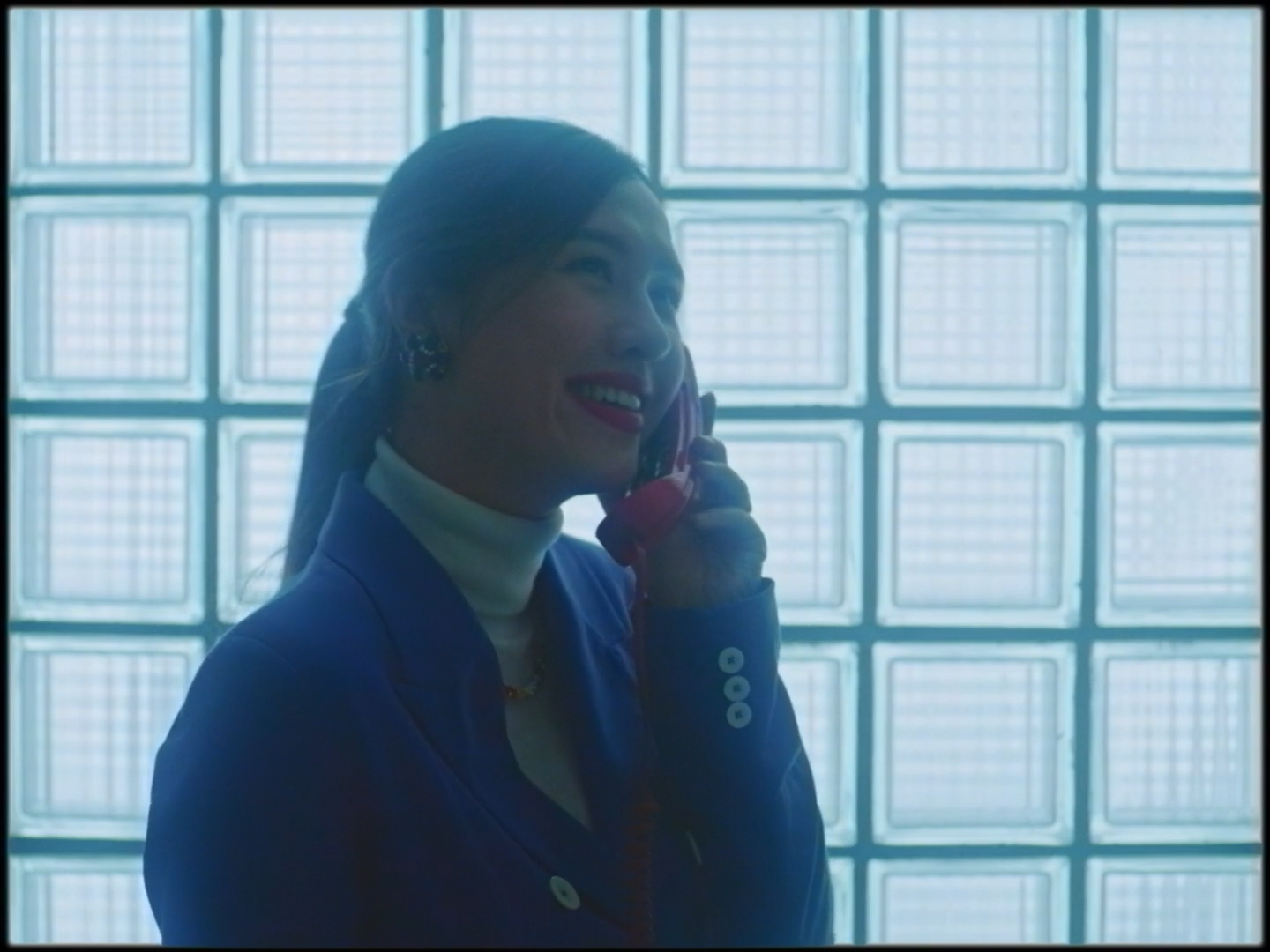 zoo_baby_-_limonade (1080p).mp4.00_00_55_13.Still008.png