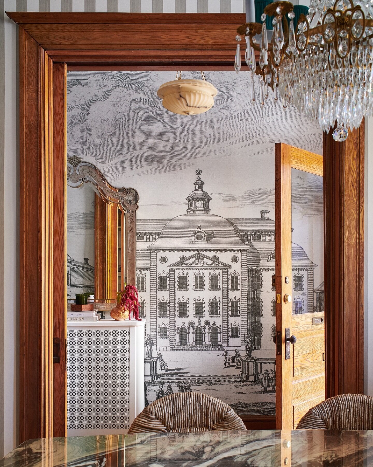 SUNSHINE 🤝 OPEN DOORS AND WINDOWS
⠀⠀⠀⠀⠀⠀⠀⠀⠀
I don&rsquo;t make the rules. Scenes from our historic Capitol Hill project, with this gorgeous architectural mural and original doors. We sourced this antique alabaster pendant and it&rsquo;s the literal 