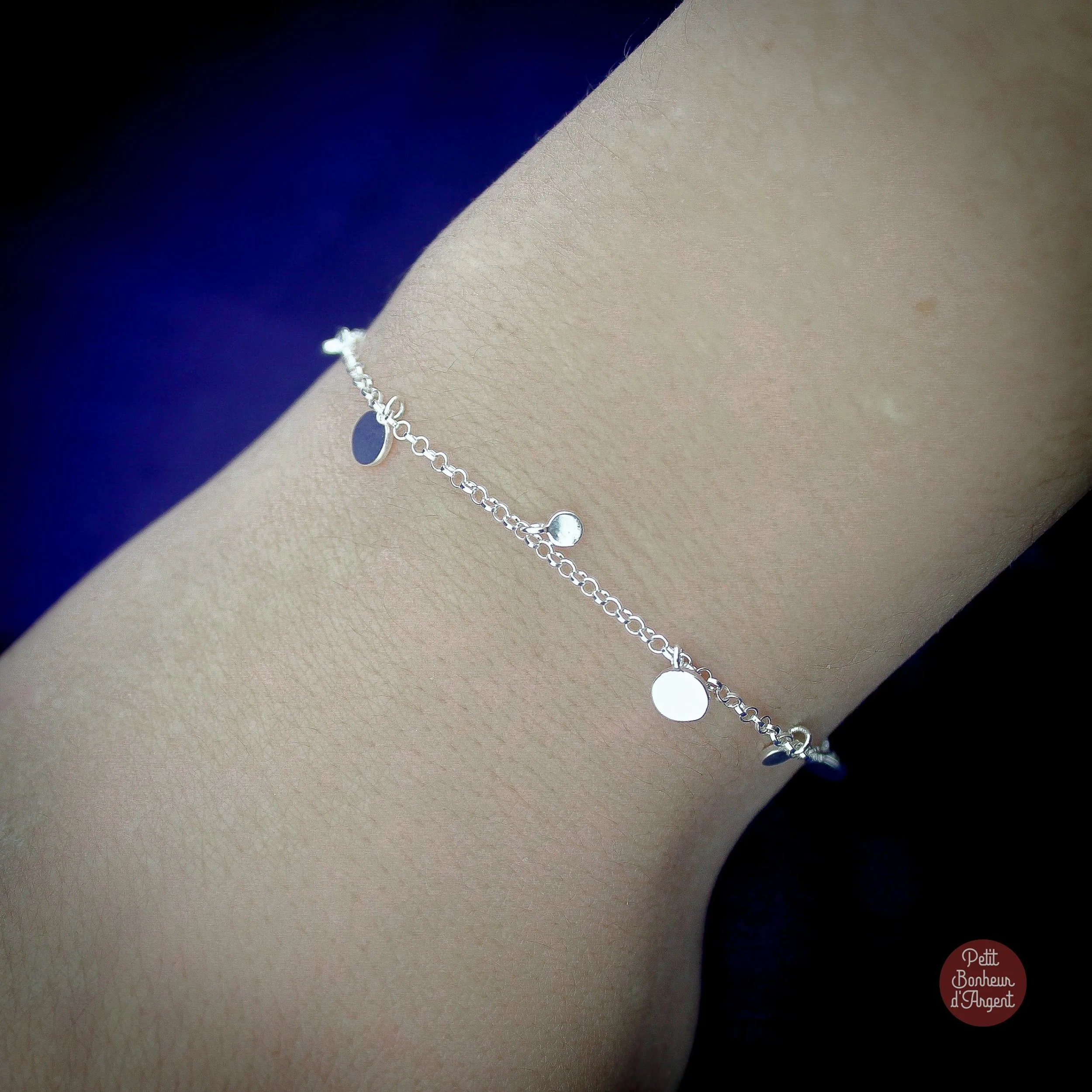 Bracelet Chaîne fine et Pastilles rondes