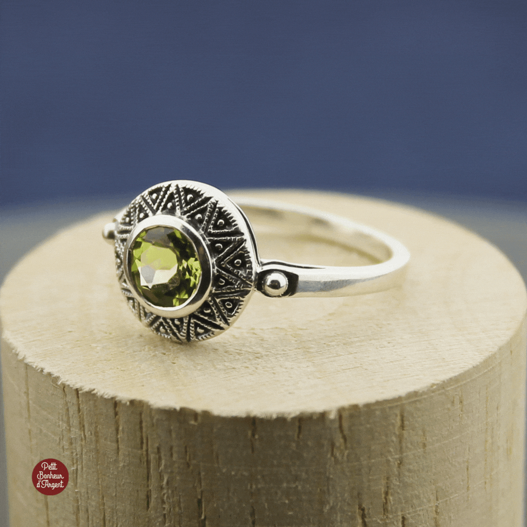 Bague Metrop Argent et & Péridot - 87€ (Ref 4459219)