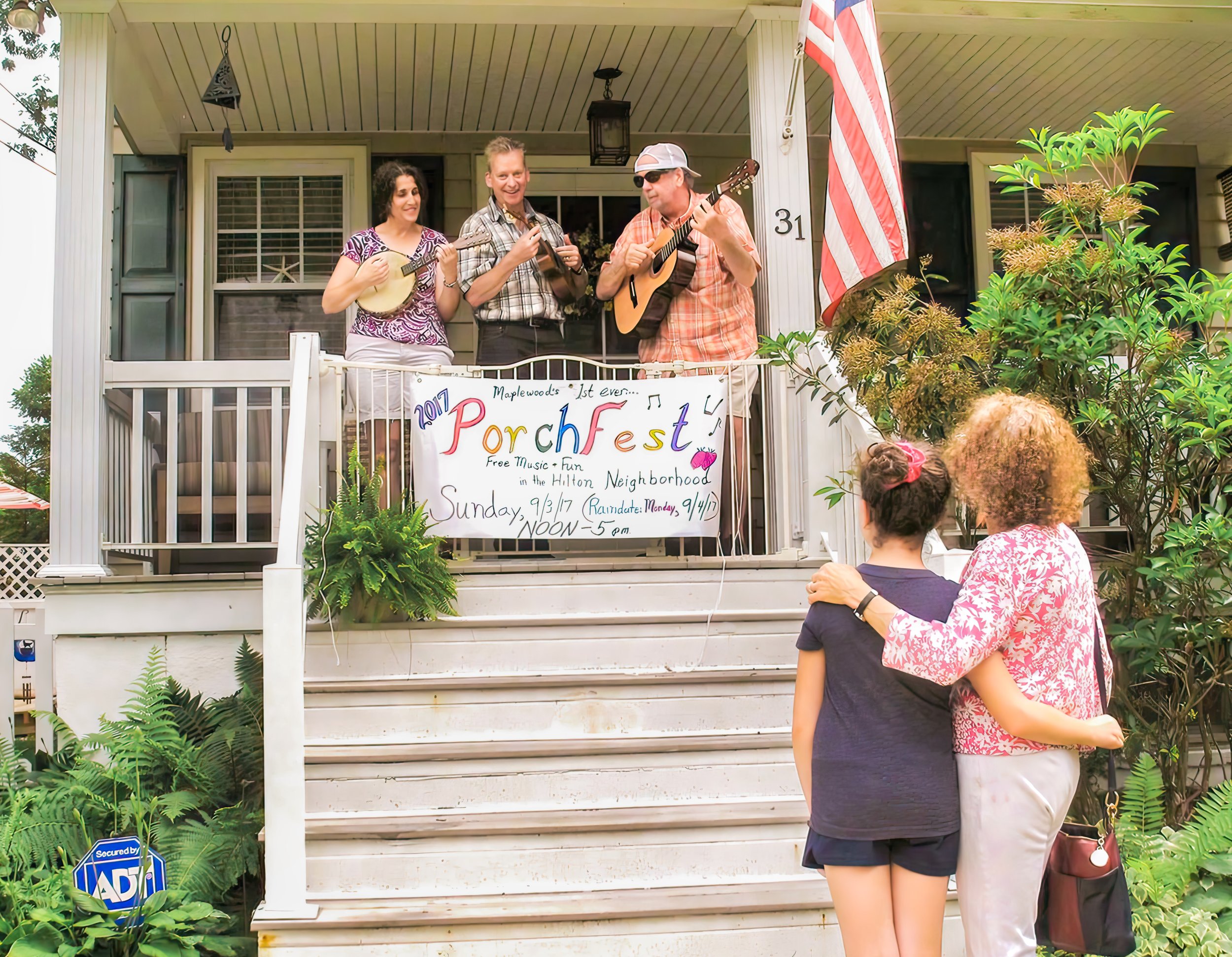 Our 9th annual Maplewood Porchfest is coming on Sunday, Sept. 6th (rain date in Labor Day Monday, Sept. 7th)! 

With live music and entertainment on porches, driveways, front steps or yards all over the Hilton neighborhood, Maplewood Porchfest wouldn