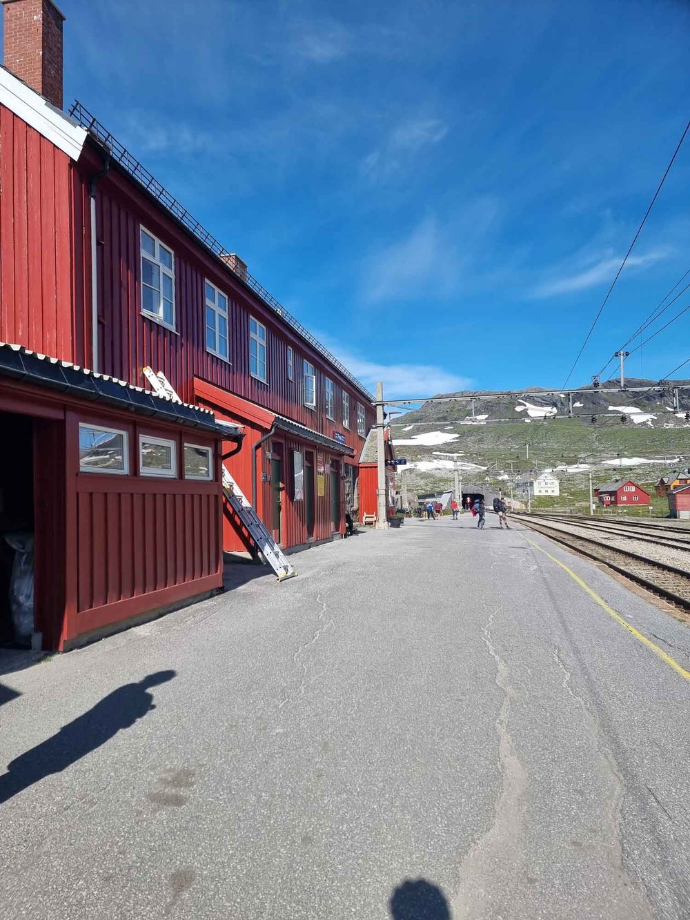 Riding-Rallarvegen-Norways-best-cycle-route-r.jpg