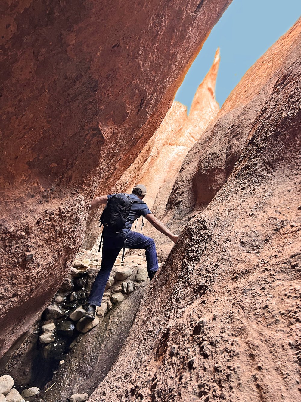 Hiking-the-Monkeys-Paws-slot-canyon-Dades-Valley.jpg