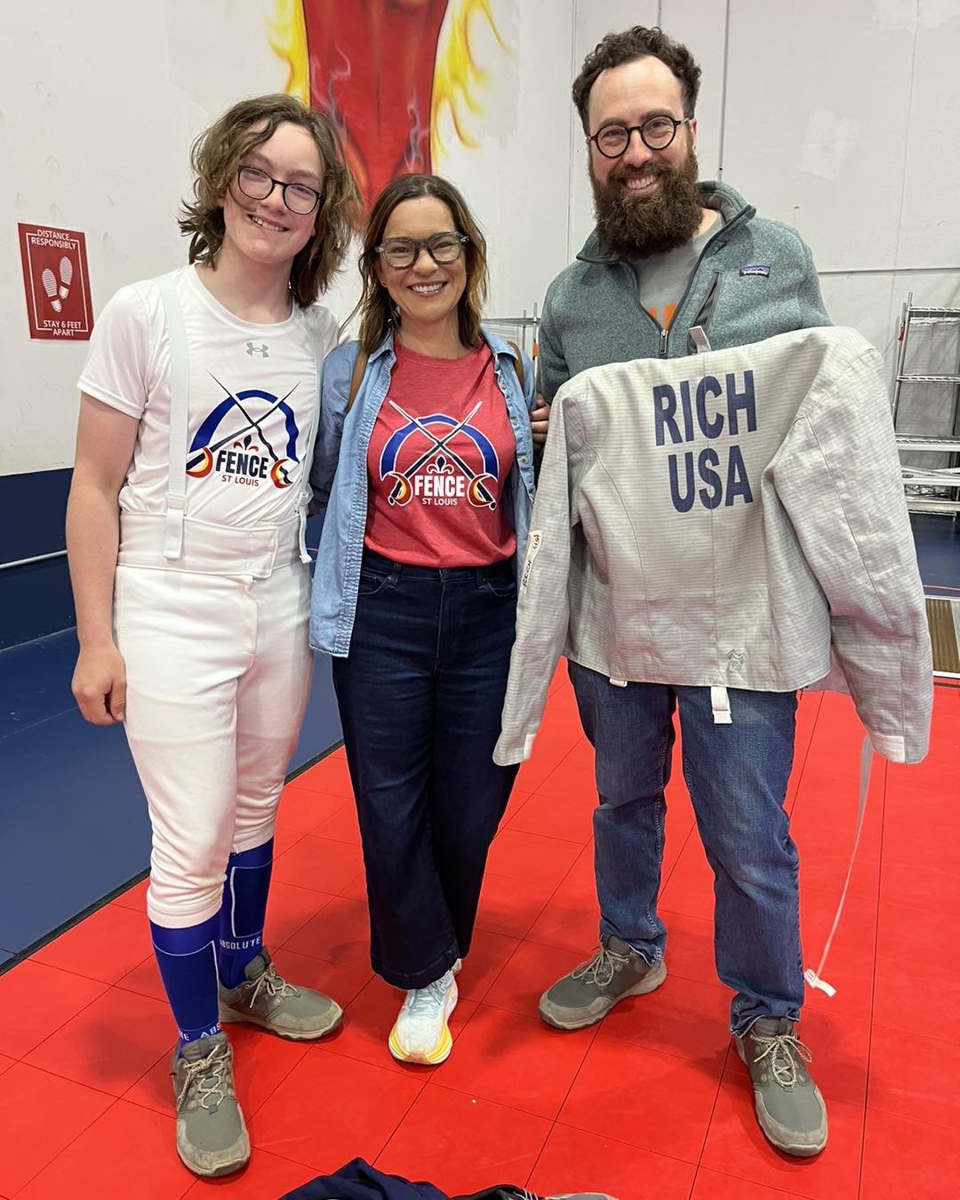Another weekend, another regional tournament. 💪 

Look at the Fence St. Louis pride from Jamieson and his family! 

#fencestlouis #sabrefencing #saber #stlouis #fencestl #fencingforall #stl #stlouismo #sabre #saberfencing #fencing #stlmade #stlfence