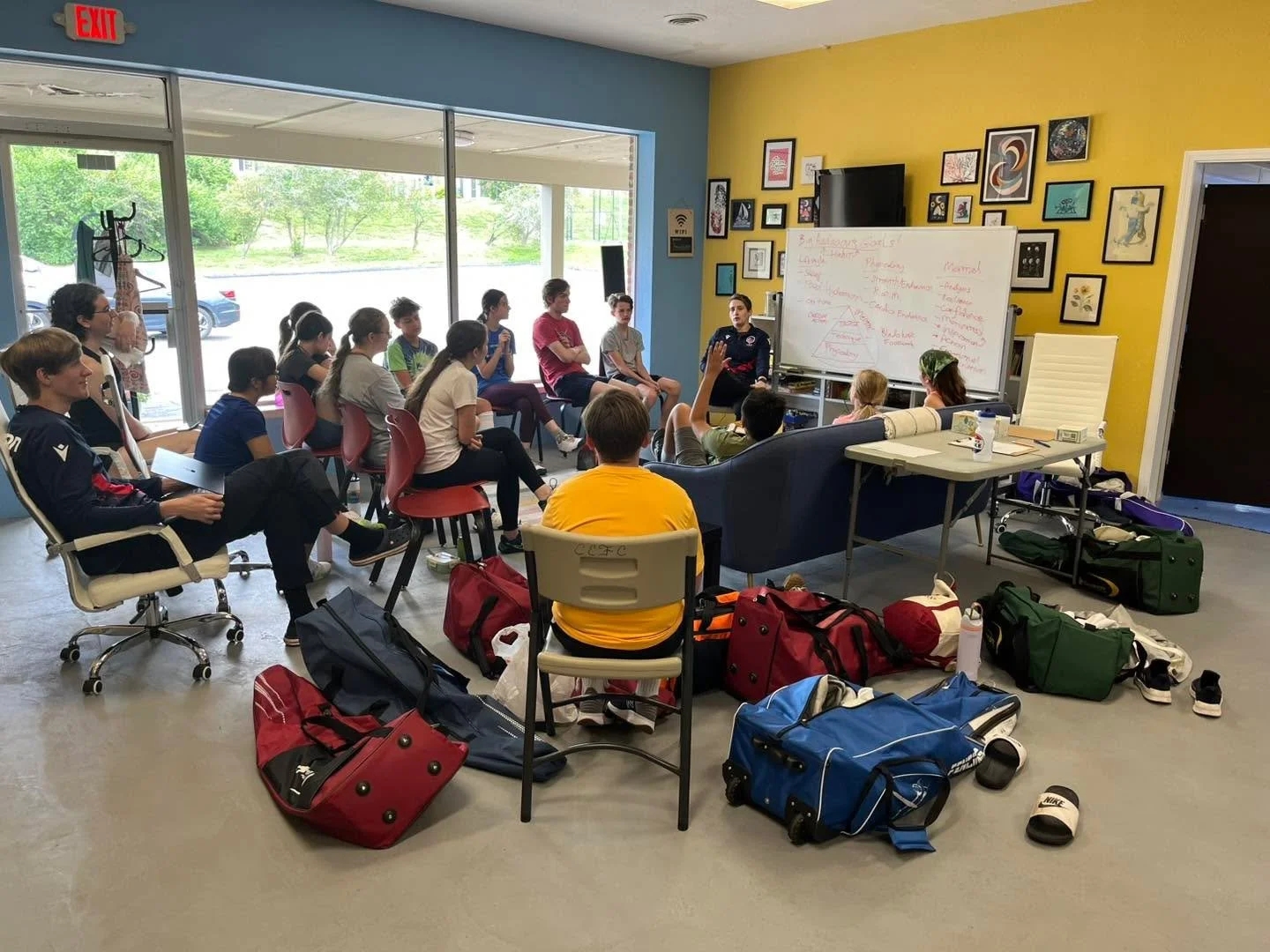 Scenes from yesterday, our first day of Competitive Camp with Head Coach of Haverford College Fencing (@haverfordmfencing and @haverford_wfencing) Christine Griffith!

On top of the many new drills, games, and footwork, Coach Christine led an awesome