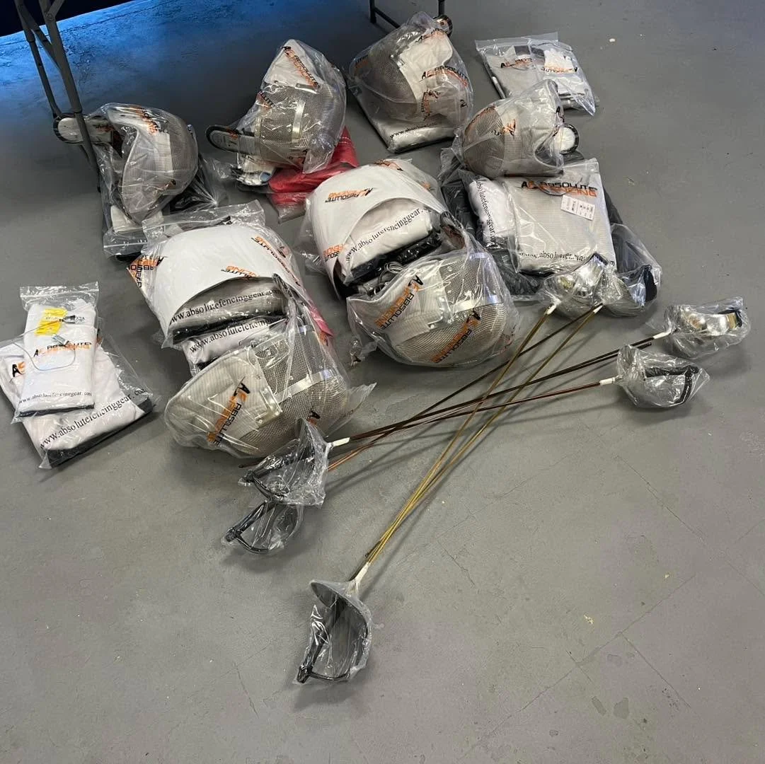 Every time new gear arrives it&rsquo;s FENCING CHRISTMAS!!! 🤺🎄 

Eight members placed gear orders recently, including two who got the whole kit and are now ready to take on any fencing challenge!

Thanks to @absolutefencing for always shipping quic