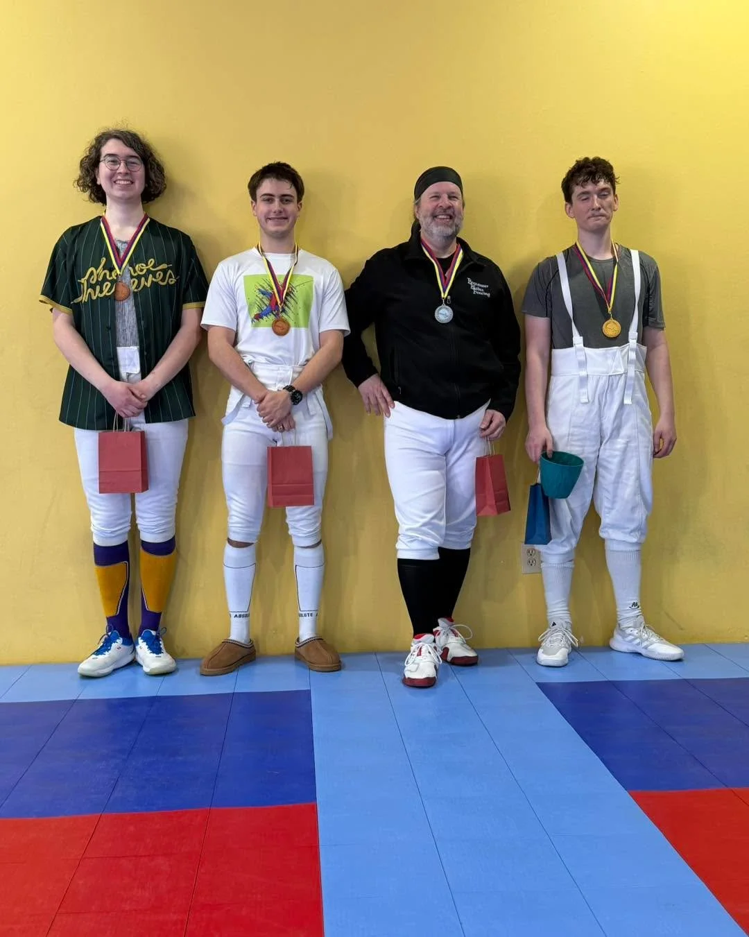 Congrats to all of our finalists at our Fence St. Louis Spring(ish) Saber event! The event truly lived up to its name with 70 degree weather Saturday and frigid temps on Sunday.

Huge congrats to all of our fencers, from those who competed for only t