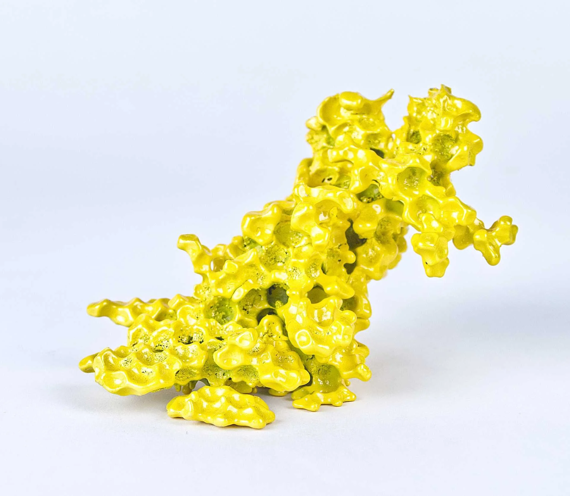 Smally yellow,  recyceltes Aluminium & Lack,  18 x 12 x 8 cm, Unikat, 2025