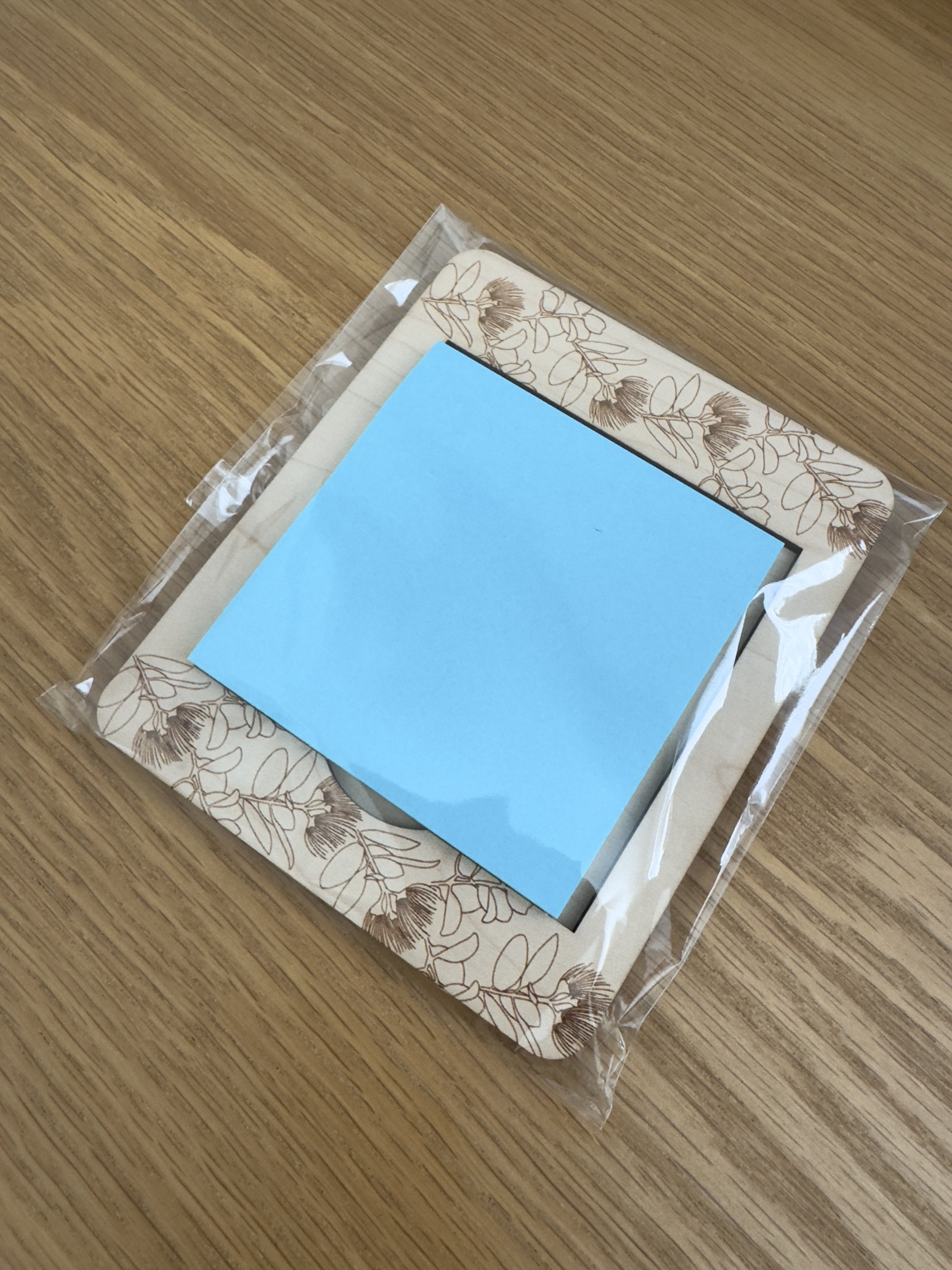 Sticky Note Holder_Lehua.jpg