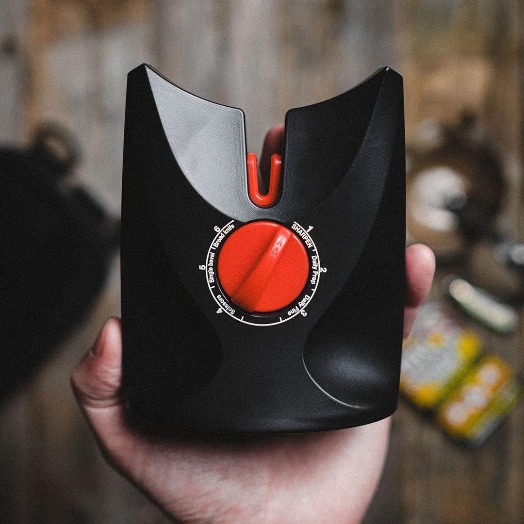 6-IN-1 KNIFE SHARPENER