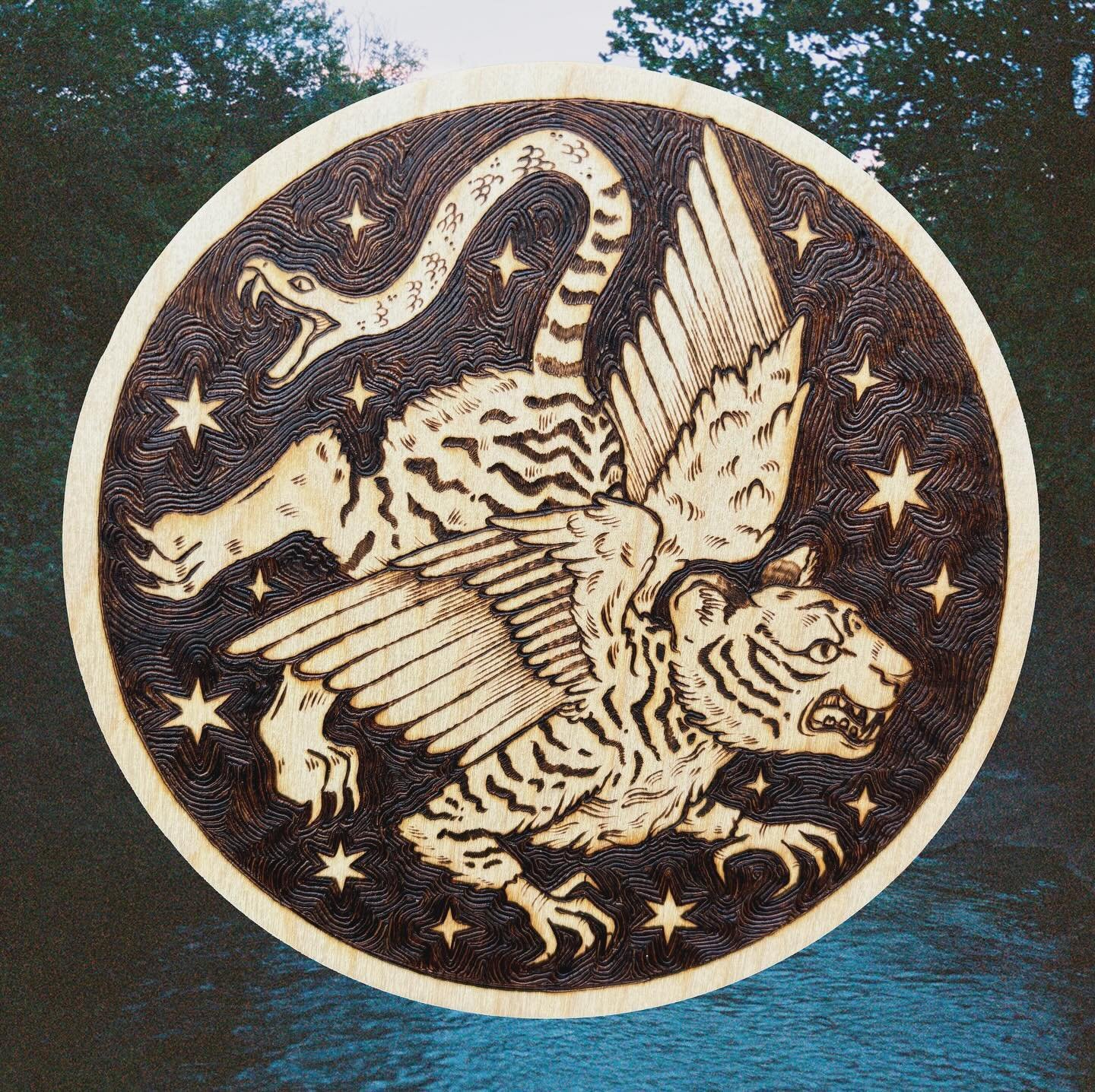 Day 2 ➖Chimera 🐅✨
This is the prompt that solidified my decision to do #cursedrelics ! I love mythical creatures and a chimera was one of the first things I wood burned. I think I need to start drawing more tigers 🤔
&bull;
&bull;
&bull;
&bull;
&bul