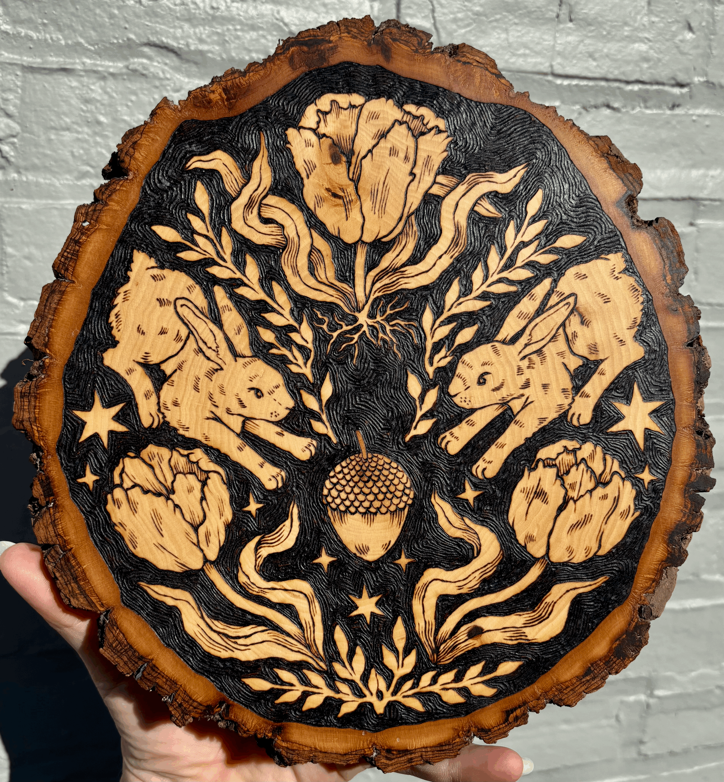 Rabbit & Tulips - Hex Sign