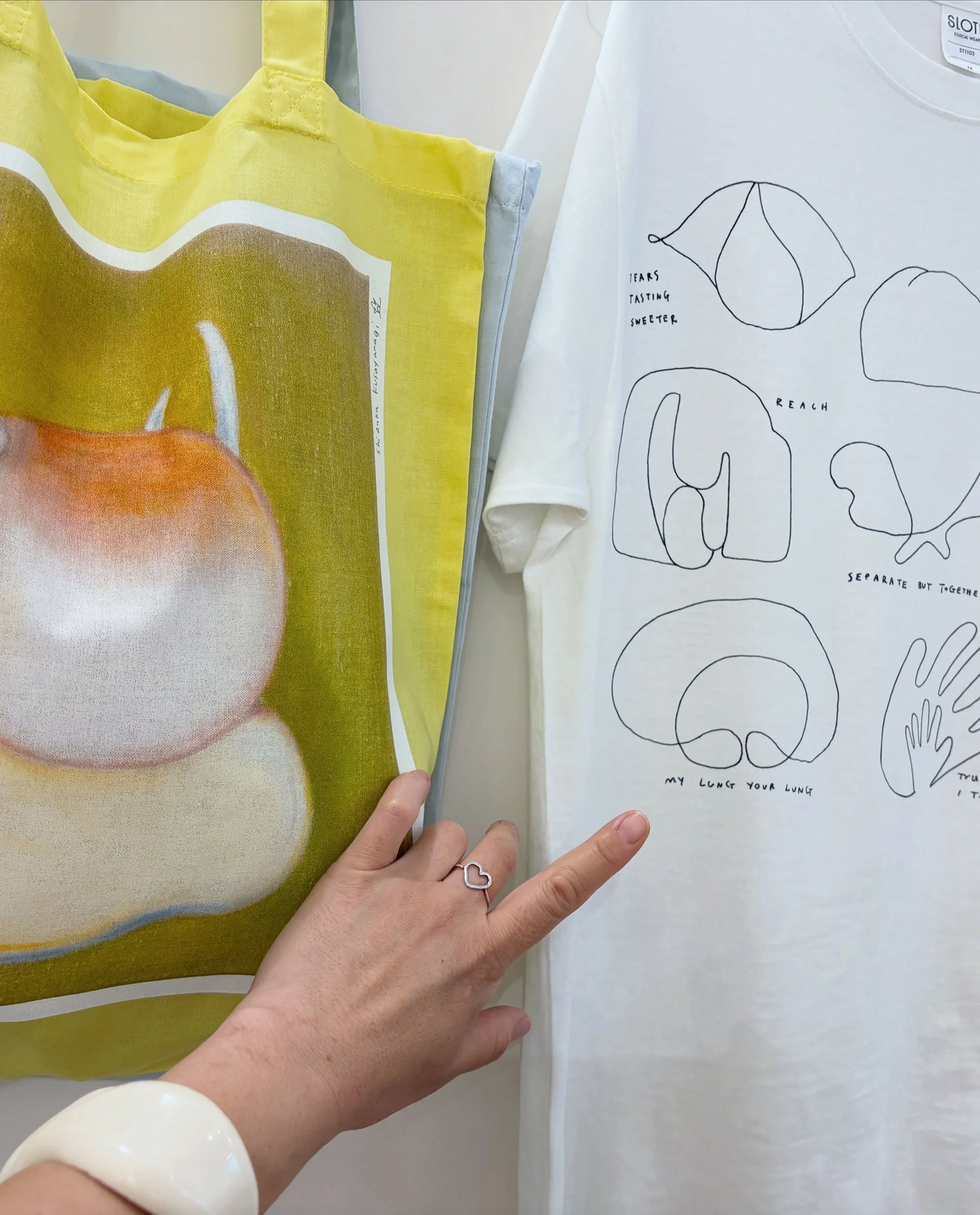 shirt-tote-hand.jpg