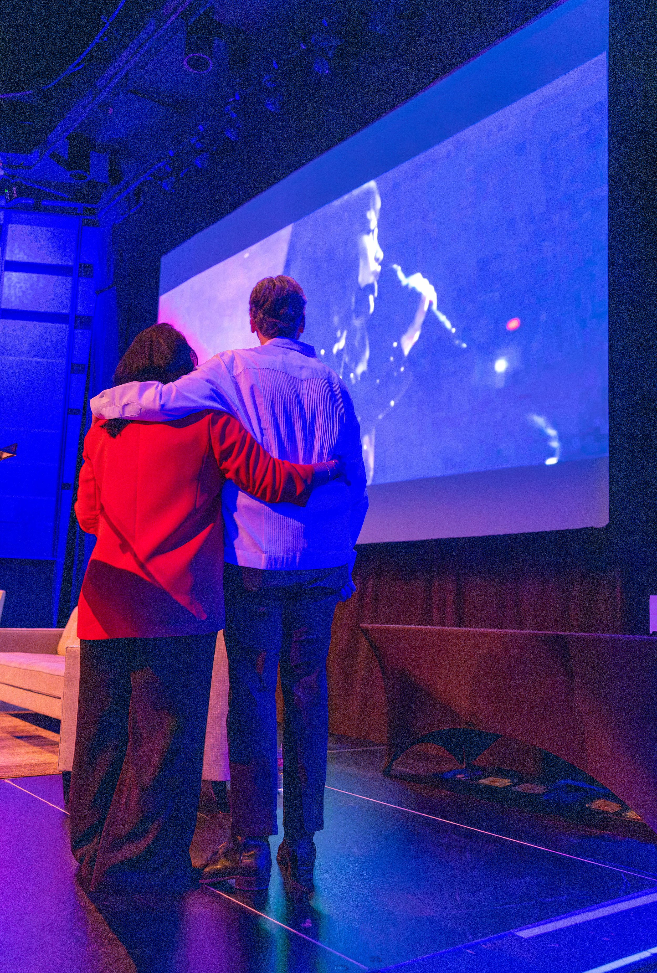 SUZETTE AND GREGORY ONSTAGE.jpg