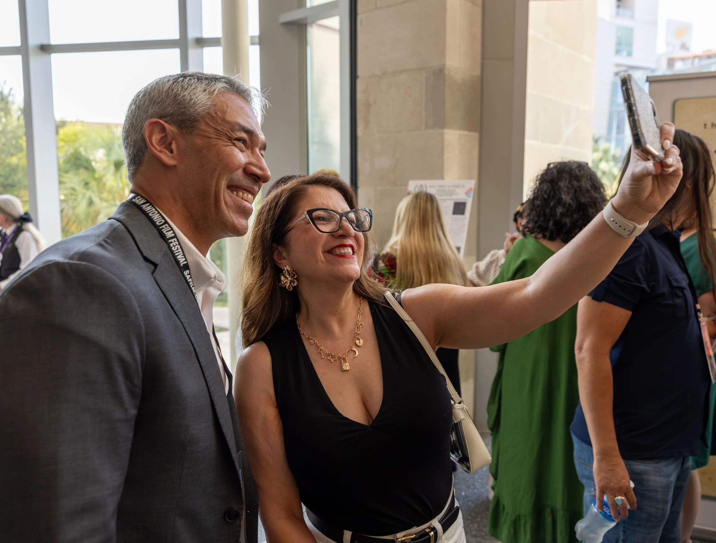 RON NIRENBERG AND FAN.jpg