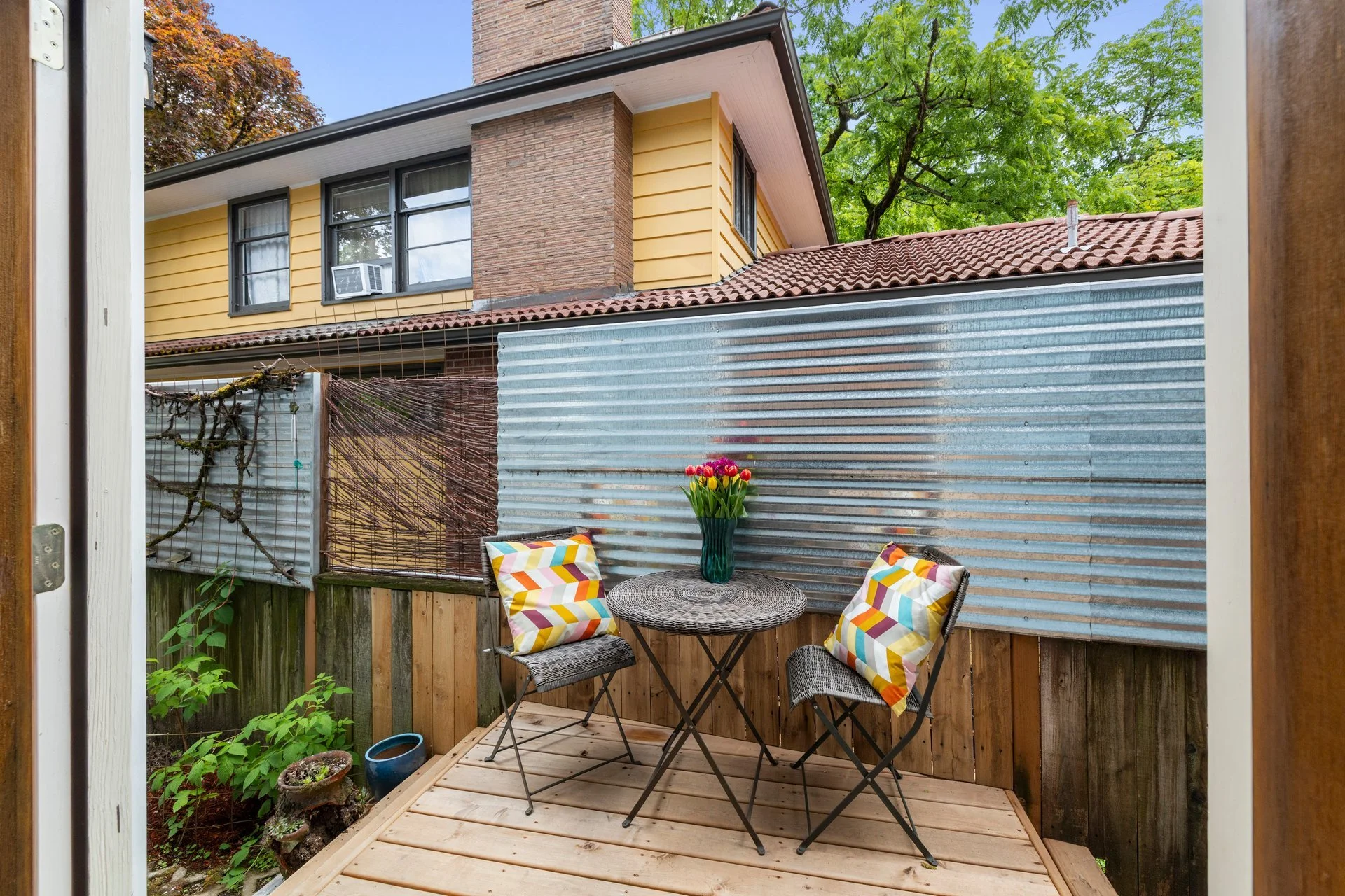 038-4246NortheastHoytStreet-Portland-OR-97213-SMALL.jpg