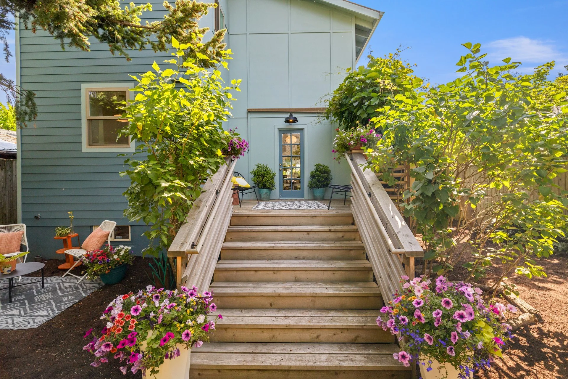 048-4009Southeast48thAvenue-Portland-OR-97206-SMALL.jpg