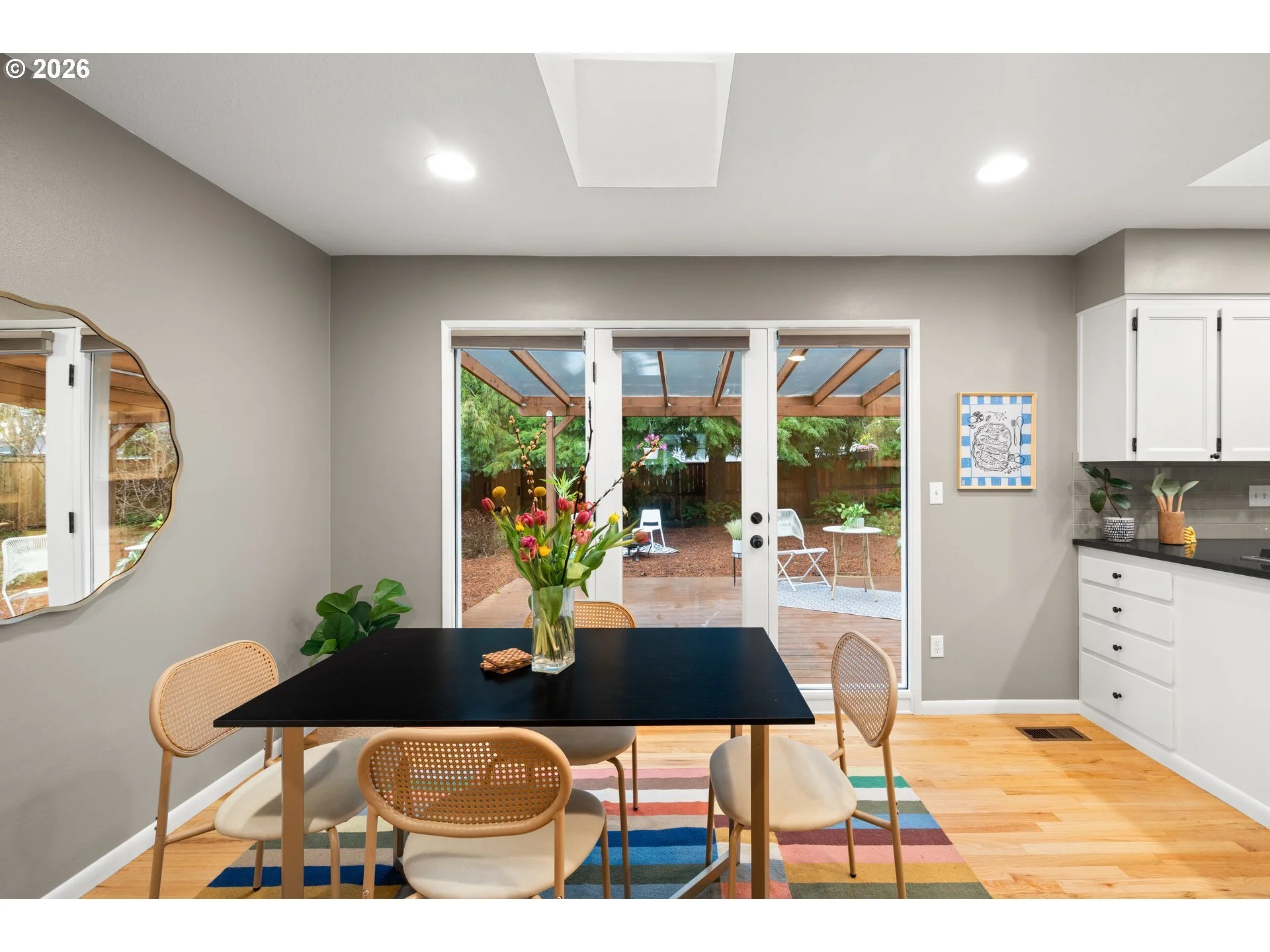 414936099-11 (1).jpg