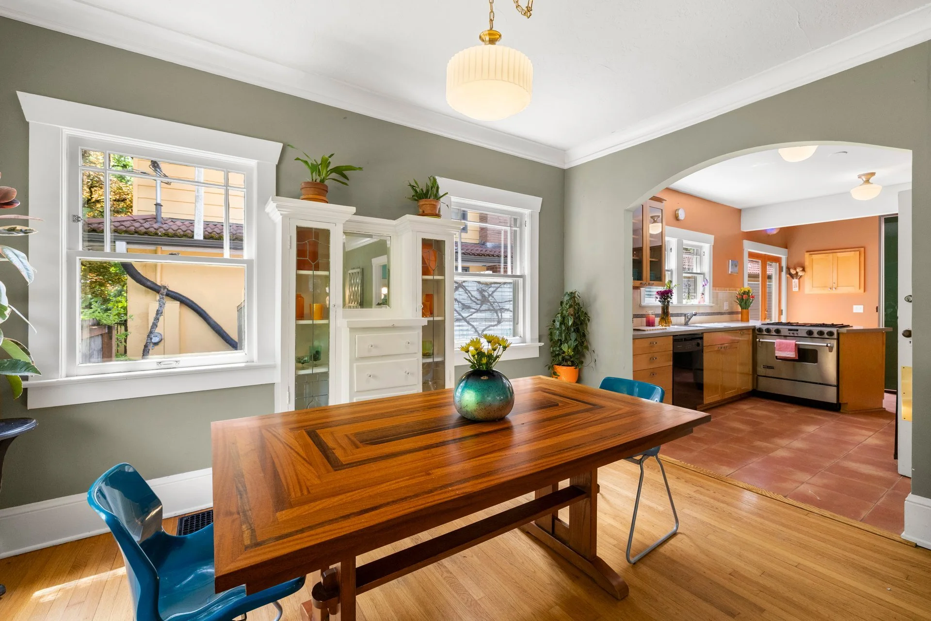 032-4246NortheastHoytStreet-Portland-OR-97213-SMALL.jpg