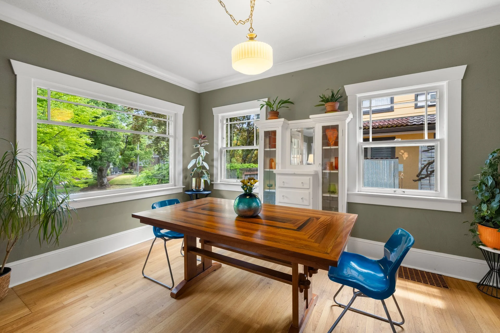 026-4246NortheastHoytStreet-Portland-OR-97213-SMALL.jpg