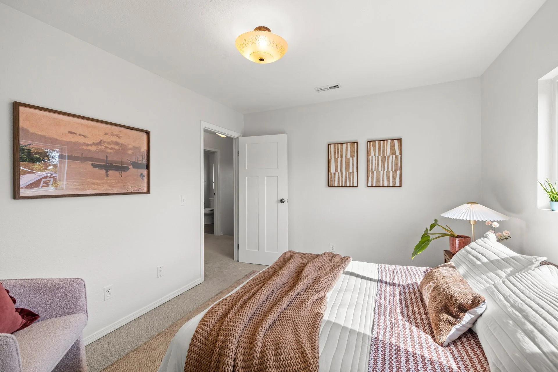 032-4009Southeast48thAvenue-Portland-OR-97206-SMALL.jpg
