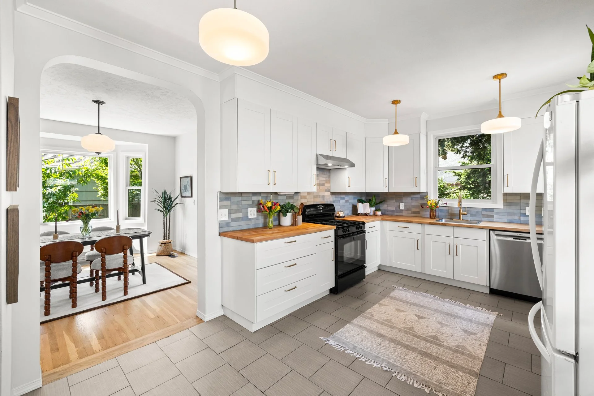 069-4009Southeast48thAvenue-Portland-OR-97206-SMALL.jpg