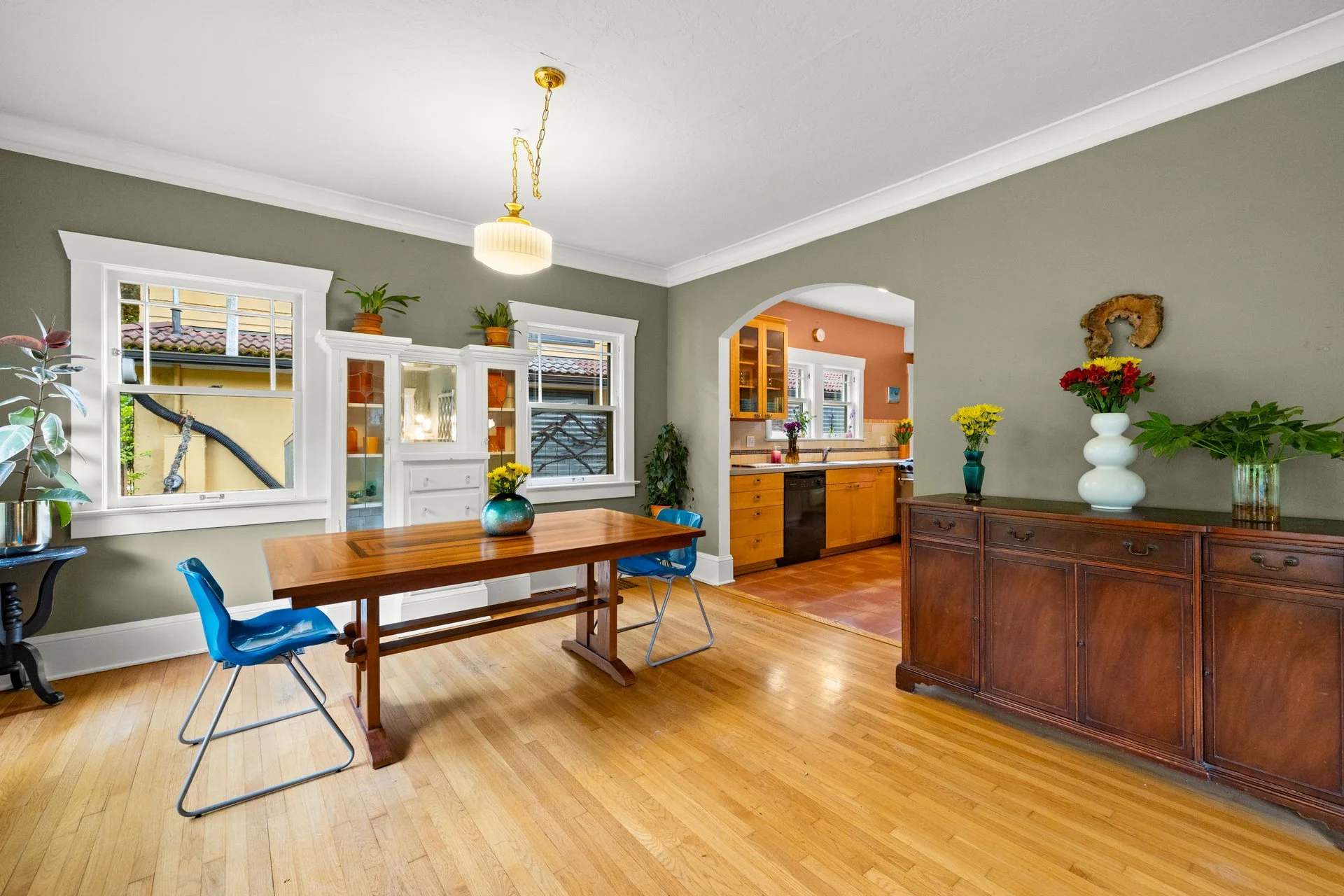 019-4246NortheastHoytStreet-Portland-OR-97213-SMALL.jpg
