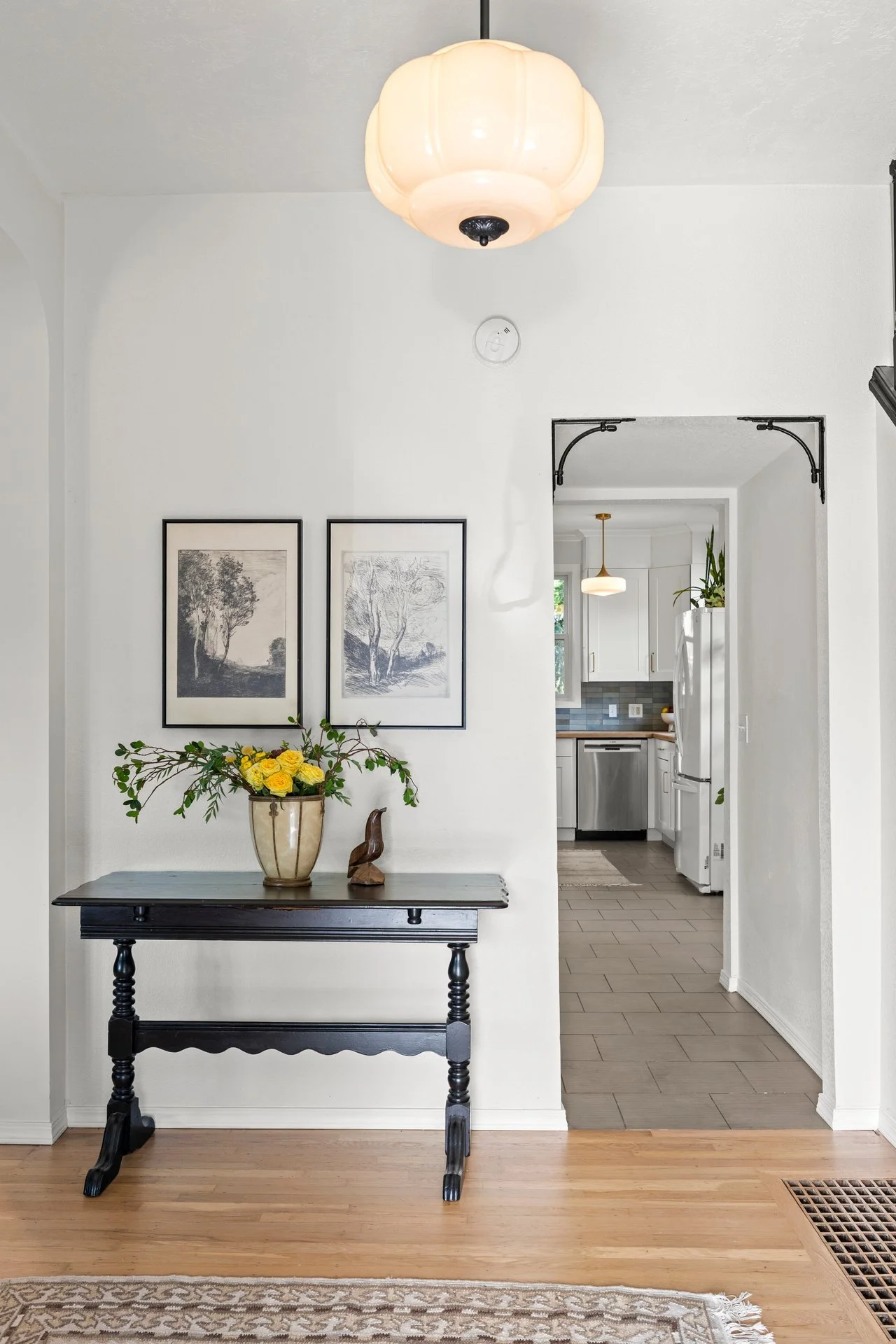 017-4009Southeast48thAvenue-Portland-OR-97206-SMALL.jpg