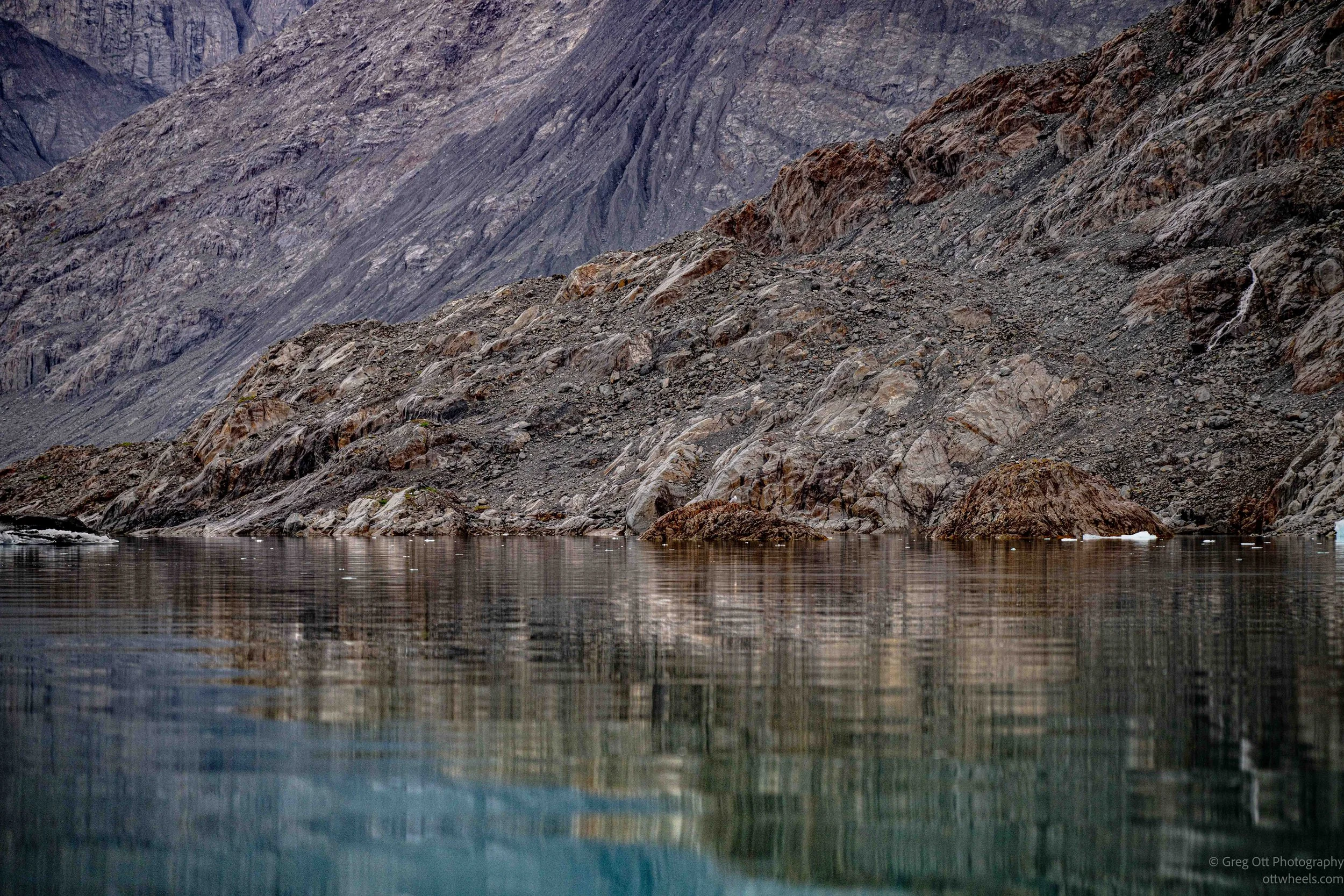 NZ8_3663.jpg