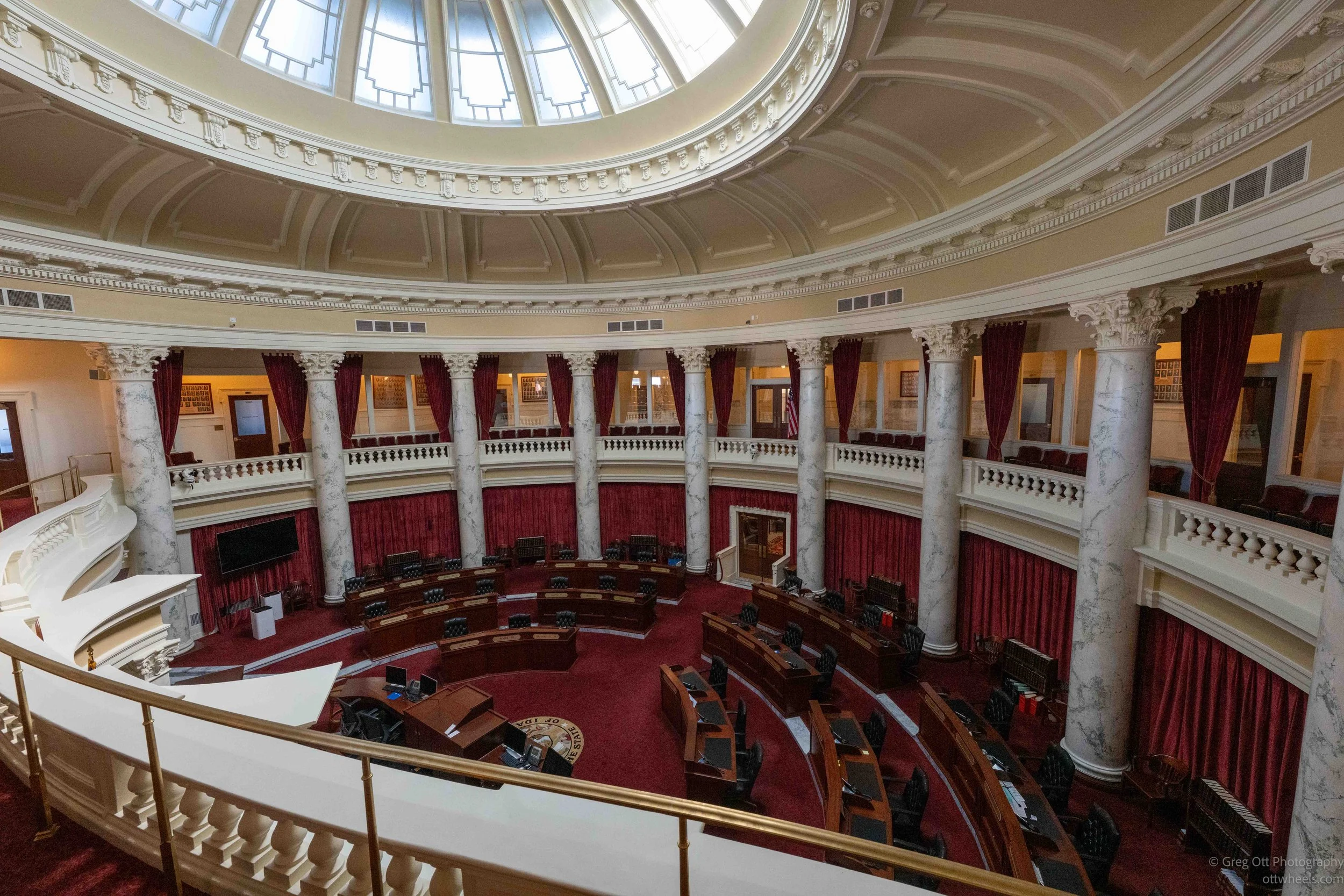 NZ8_5062.jpg