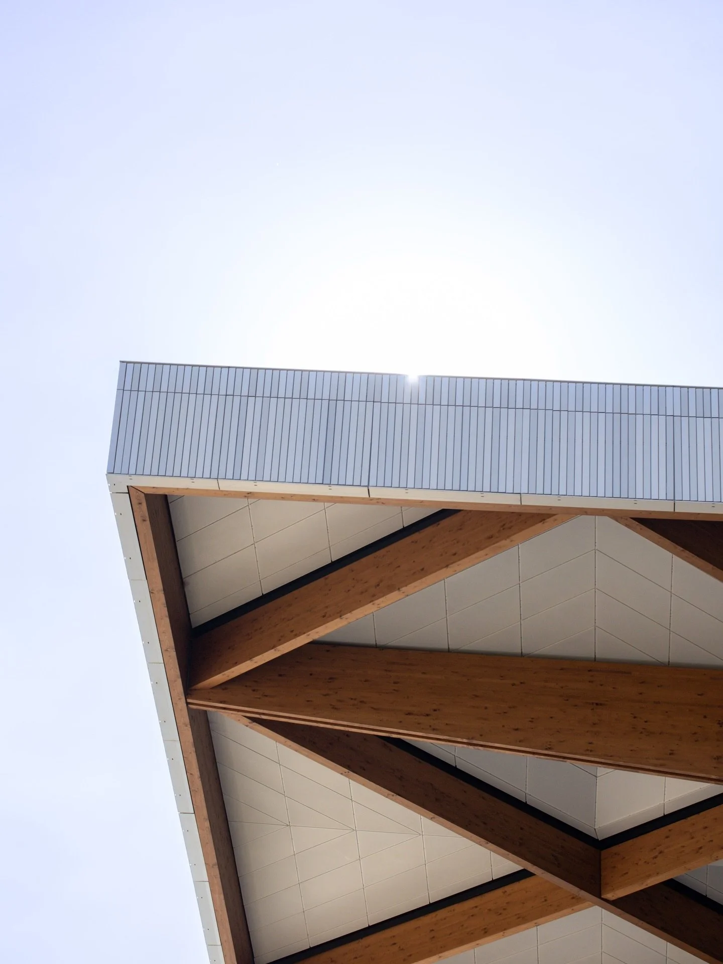 Kissed by the sun. @sydneyfishmarket 
.
.
.
#architecturaldesign