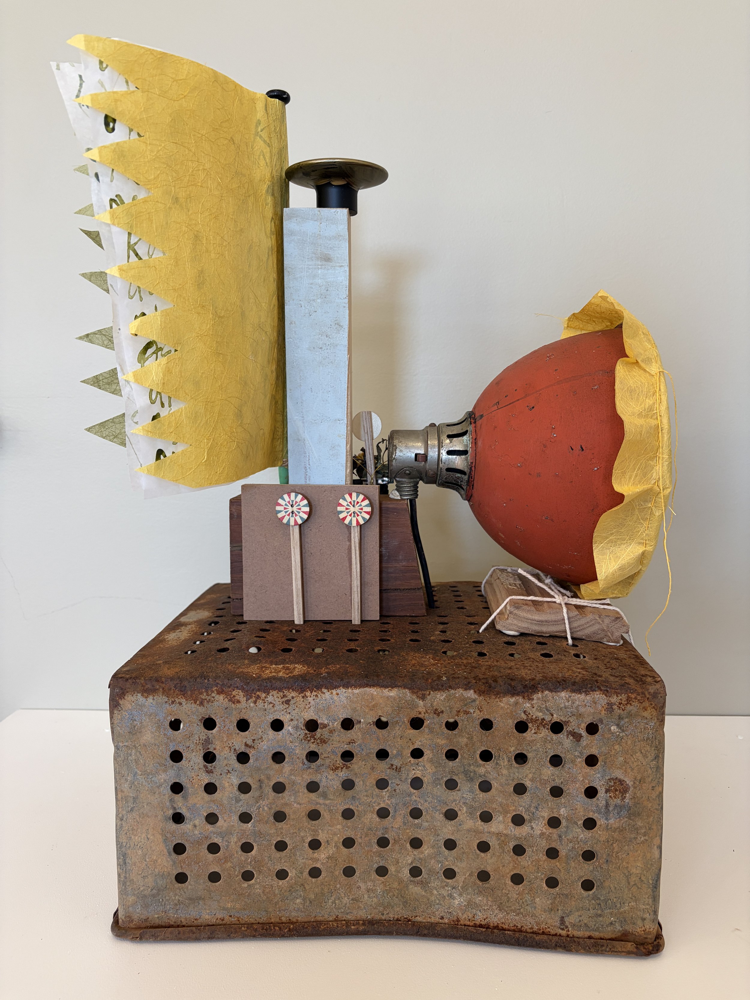 Castaways life raft
Life raft verses are those words and phrases from the Bible that come easily to mind when you're in a tight spot reaching for a word to reassure you or guide you.  I've made a life raft along the lines of bits and pieces gathered 