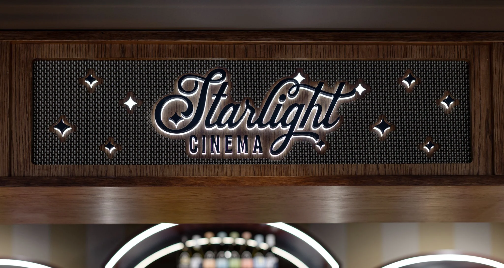 Starlight.Cinema.2-4.jpg