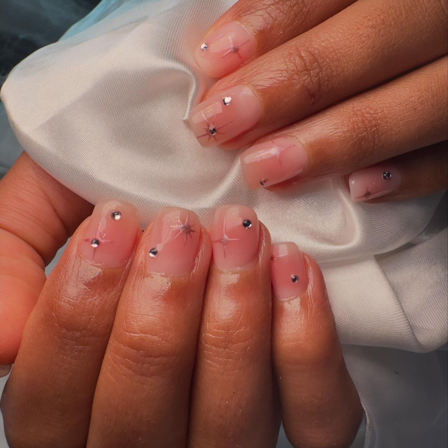 Builder gel 

#nailsarts #bechicnails #gelX #beauty #nailsinspo #2024nails #bellevuenailssalon #buildergel #bellevuewashingtonnails #jellynails #auranails #pinknails