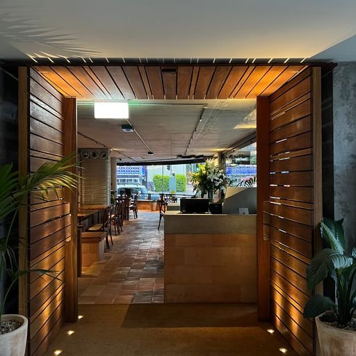 Commercial_Timber_Panelled_Walls_Gemelli_Restaurant_Brisbane.jpg