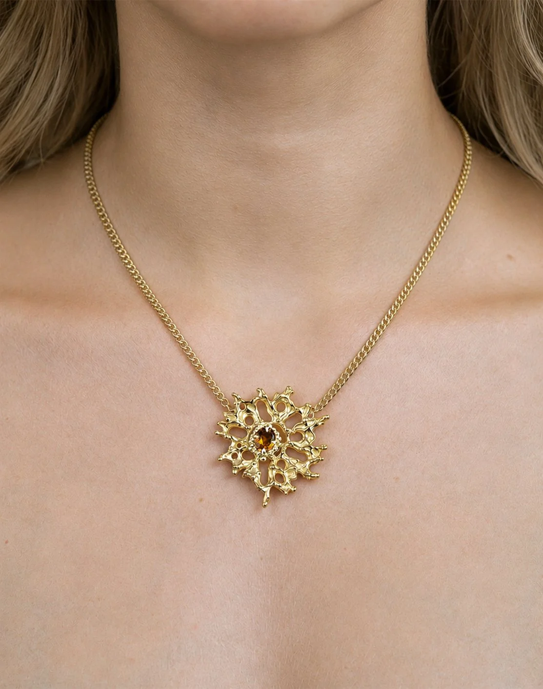collier femme doré.jpg