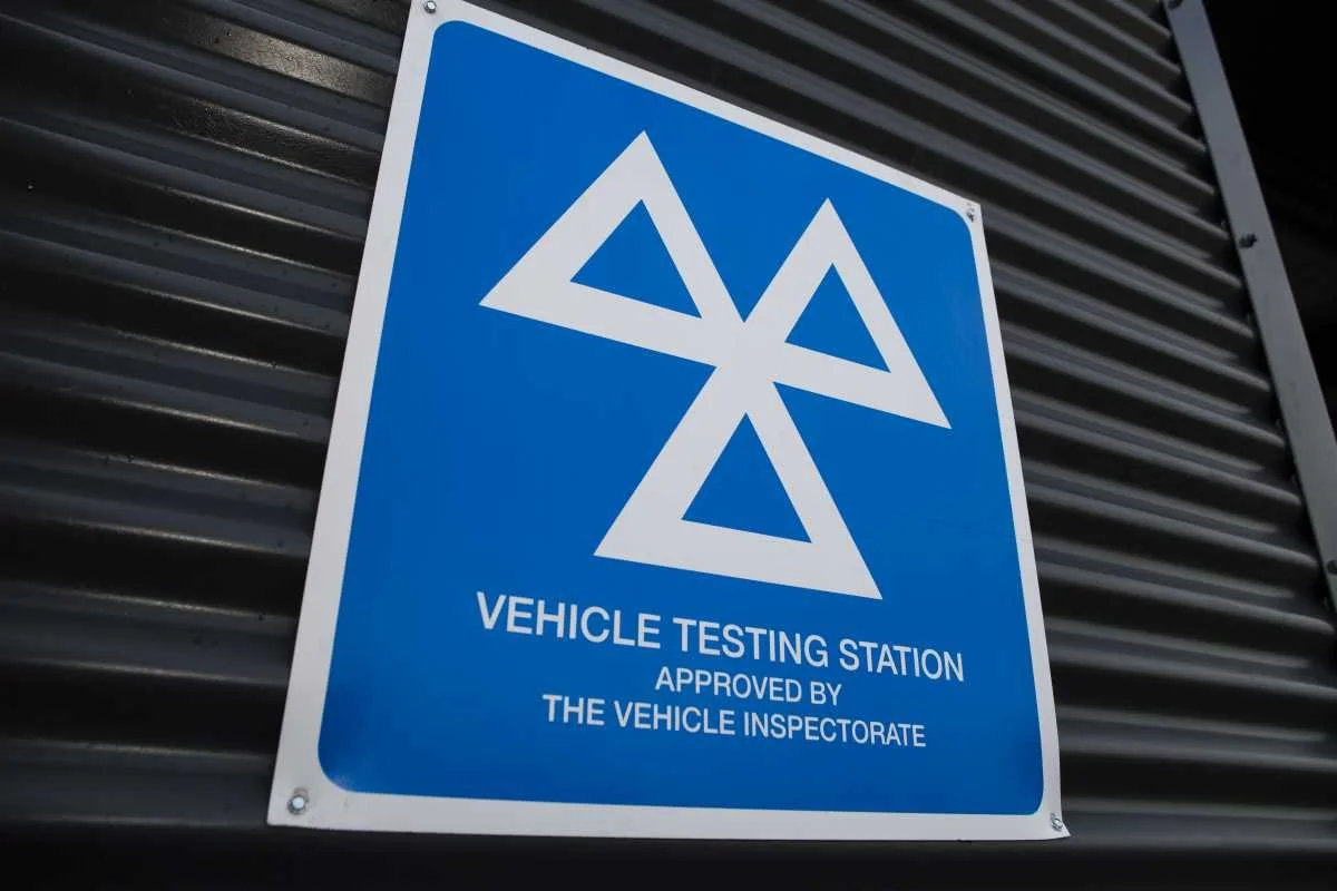 Extending MOT test risks adding 300,000 unsafe vehicles to roads