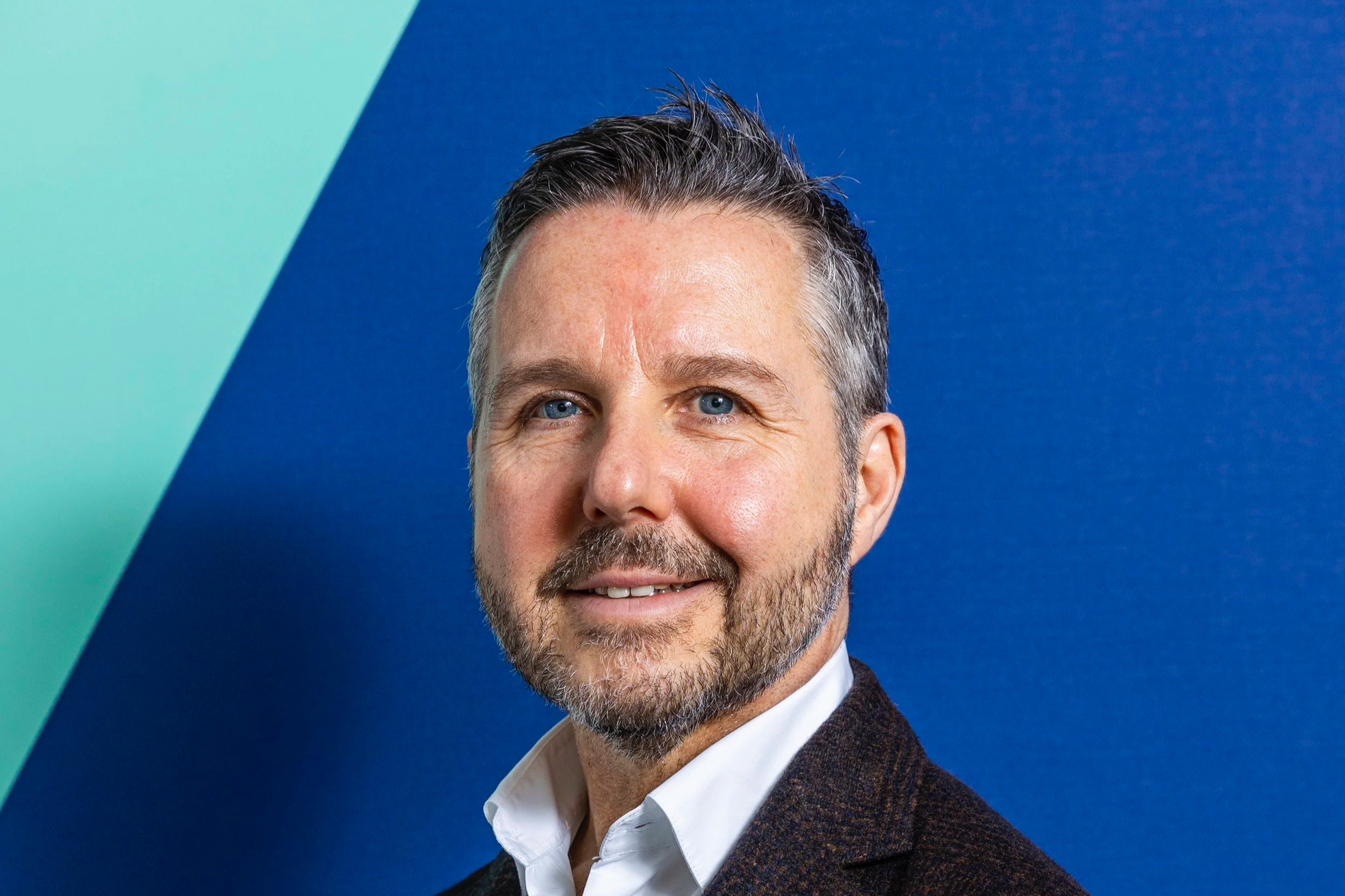 Almost six out of 10 dealers expect 2026 ZEV Mandate target to be met